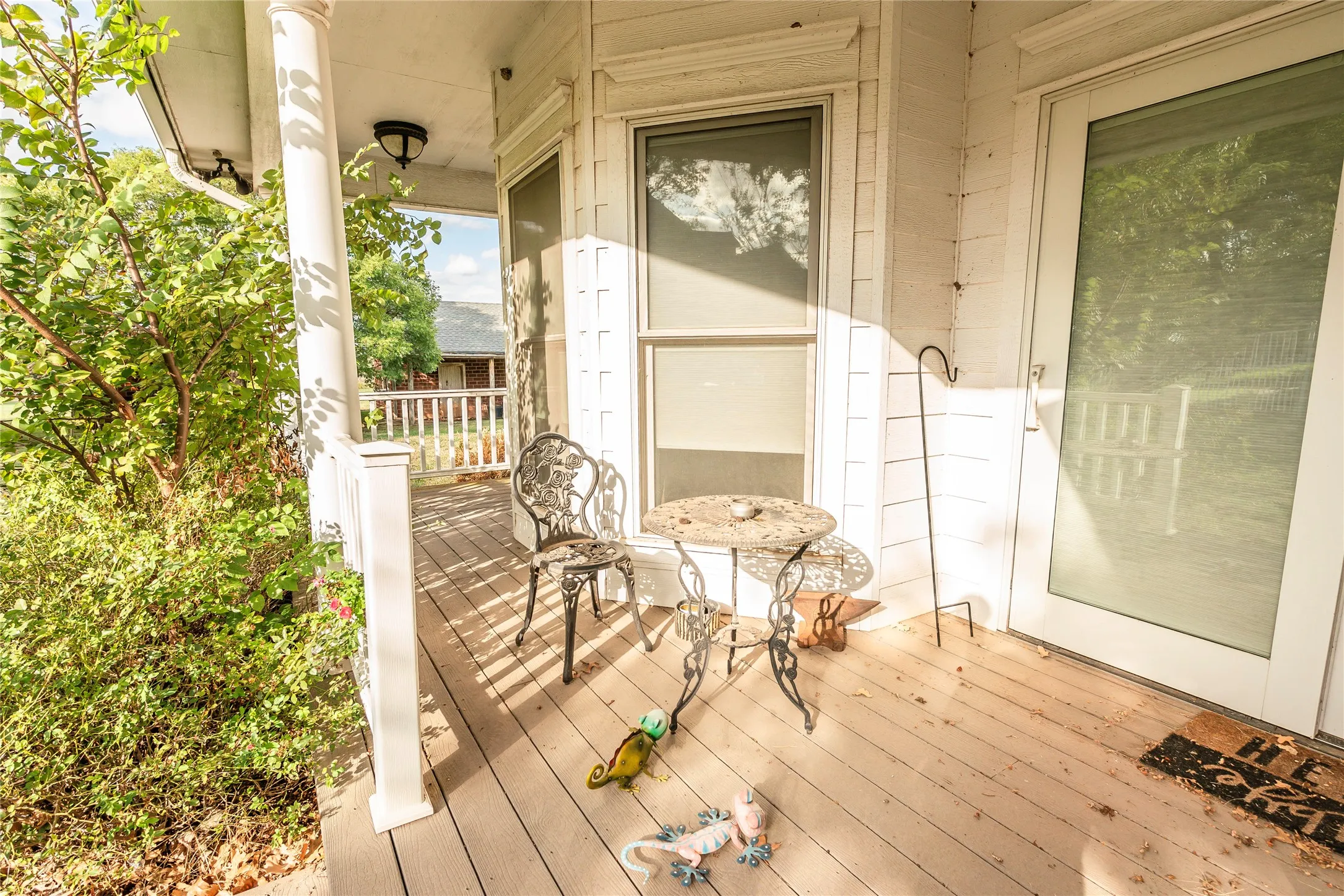 Single Family Residence For Sale in Montague County , 206 Poplar Street, Nocona, Texas 76255, 3 Bedroom, 2 Bathroom, 2 Garage spaces, 2,721 Sqft, built in 1961, mls#21415545, Real Estate Agent in Nocona, Homes For Sale in Montague county, Homes For Sale in Nocona, Realtor in Nocona Texas, Real Estate Brokerage Independent Realty Texas, Luminita Cordes Realtor