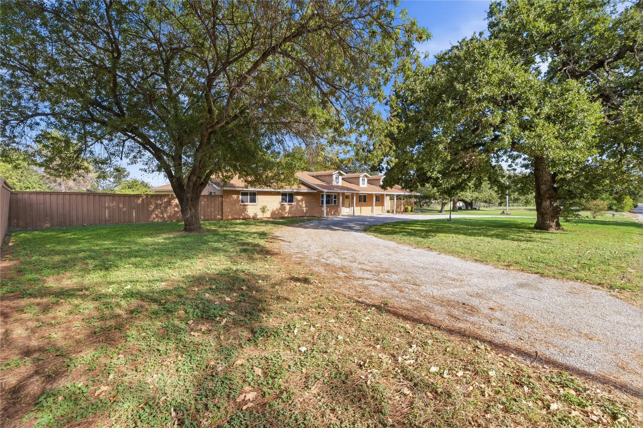 LARGE TREES SURROUND THIS PROPERTY