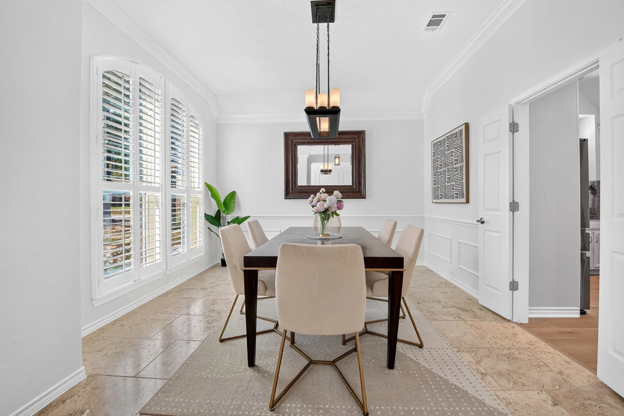 Single Family Residence For Sale in Denton County , 2908 Brush Creek Lane, Flower Mound, Texas 75028, 3 Bedroom, 2 Bathroom, 2 Garage spaces, 2,266 Sqft, built in 1991, mls#21402994, Real Estate Agent in Flower Mound, Homes For Sale in Denton county, Homes For Sale in Flower Mound, Realtor in Flower Mound Texas, Real Estate Brokerage Independent Realty Texas, Luminita Cordes Realtor
