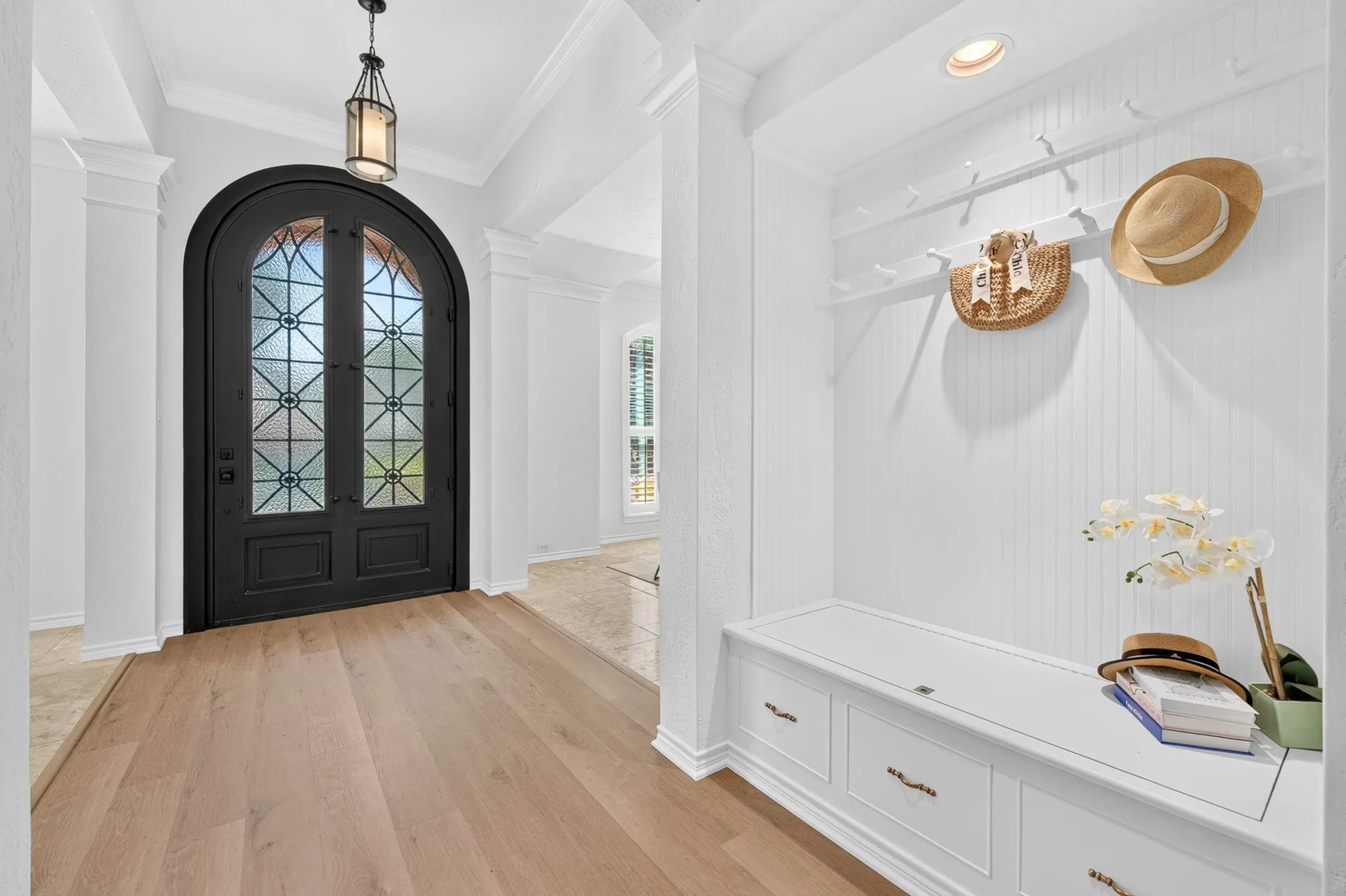 Single Family Residence For Sale in Denton County , 2908 Brush Creek Lane, Flower Mound, Texas 75028, 3 Bedroom, 2 Bathroom, 2 Garage spaces, 2,266 Sqft, built in 1991, mls#21402994, Real Estate Agent in Flower Mound, Homes For Sale in Denton county, Homes For Sale in Flower Mound, Realtor in Flower Mound Texas, Real Estate Brokerage Independent Realty Texas, Luminita Cordes Realtor