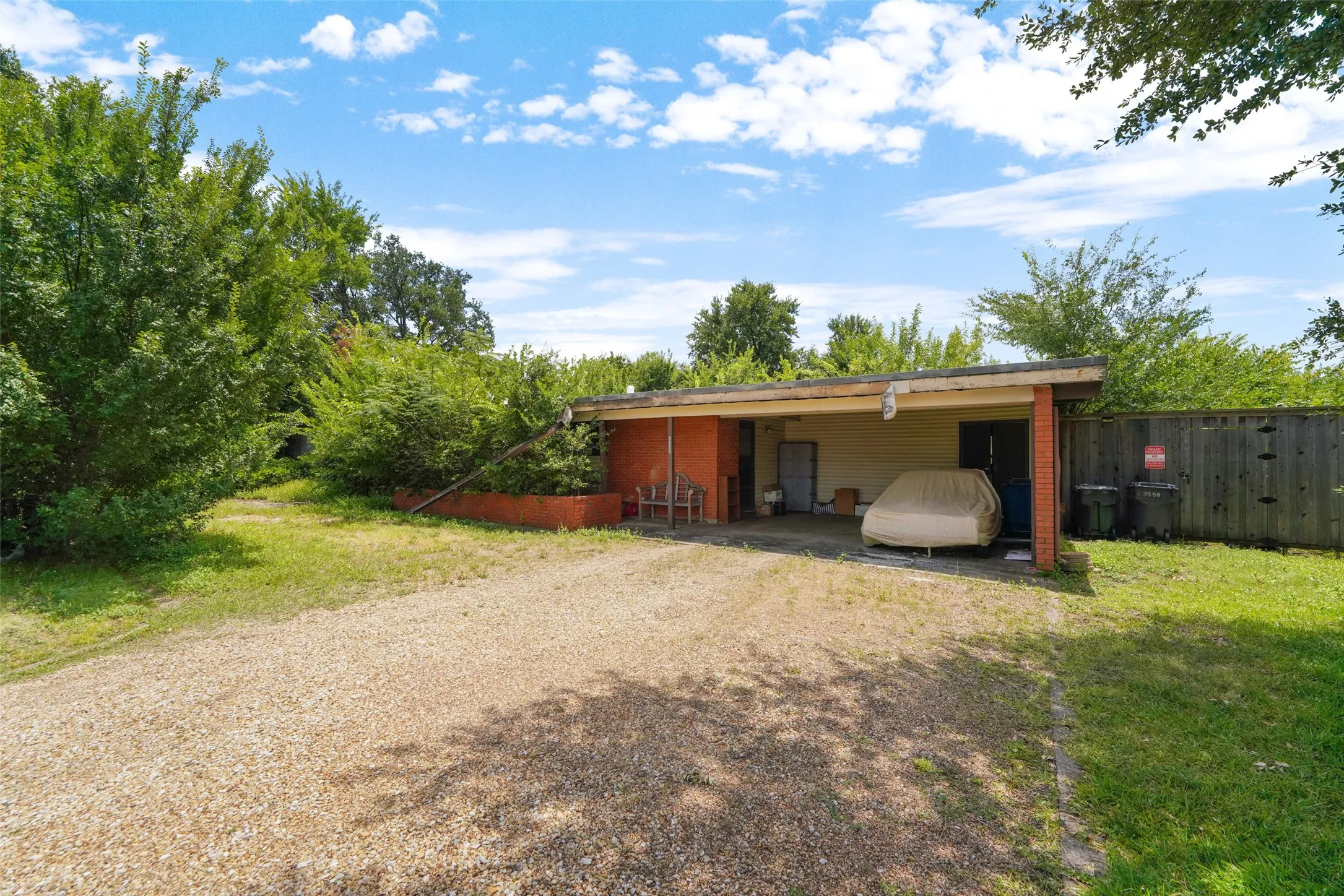 Improved Land For Sale in Dallas County , 3658 Walnut Hill Lane, Dallas, Texas 75229, 0, 0, Garage spaces, 0 Sqft, built in 1954, mls#21415768, Real Estate Agent in Dallas, Homes For Sale in Dallas county, Homes For Sale in Dallas, Realtor in Dallas Texas, Real Estate Brokerage Independent Realty Texas, Luminita Cordes Realtor