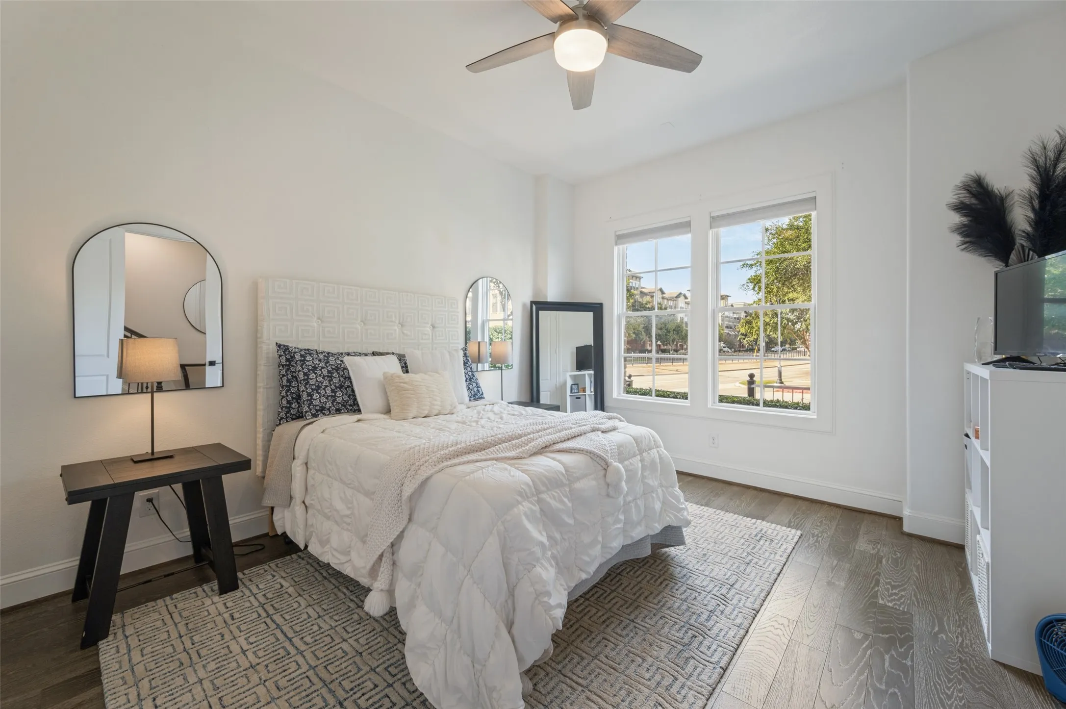 Townhouse For Sale in Dallas County , 707 WILL RICE Avenue, Irving, Texas 75039, 3 Bedroom, 4 Bathroom, 2 Garage spaces, 2,485 Sqft, built in 2018, mls#21415090, Real Estate Agent in Irving, Homes For Sale in Dallas county, Homes For Sale in Irving, Realtor in Irving Texas, Real Estate Brokerage Independent Realty Texas, Luminita Cordes Realtor