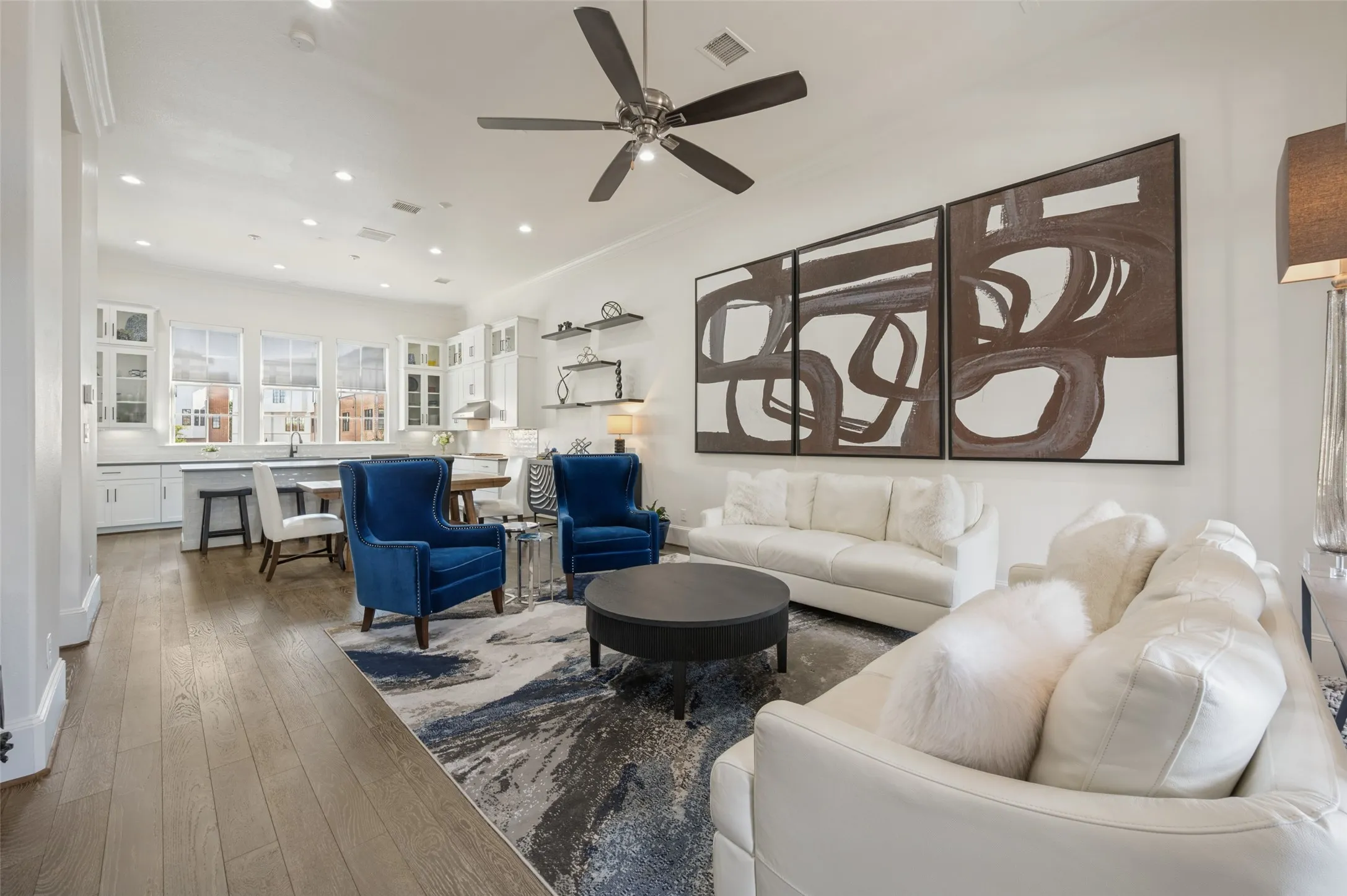 Townhouse For Sale in Dallas County , 707 WILL RICE Avenue, Irving, Texas 75039, 3 Bedroom, 4 Bathroom, 2 Garage spaces, 2,485 Sqft, built in 2018, mls#21415090, Real Estate Agent in Irving, Homes For Sale in Dallas county, Homes For Sale in Irving, Realtor in Irving Texas, Real Estate Brokerage Independent Realty Texas, Luminita Cordes Realtor