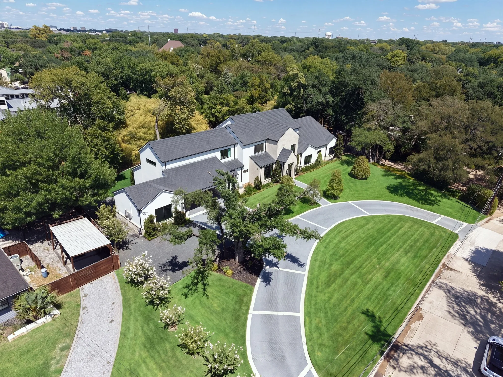 Single Family Residence For Sale in Dallas County , 4923 Crooked Lane, Dallas, Texas 75229, 5 Bedroom, 7 Bathroom, 4 Garage spaces, 6,425 Sqft, built in 2019, mls#21399727, Real Estate Agent in Dallas, Homes For Sale in Dallas county, Homes For Sale in Dallas, Realtor in Dallas Texas, Real Estate Brokerage Independent Realty Texas, Luminita Cordes Realtor