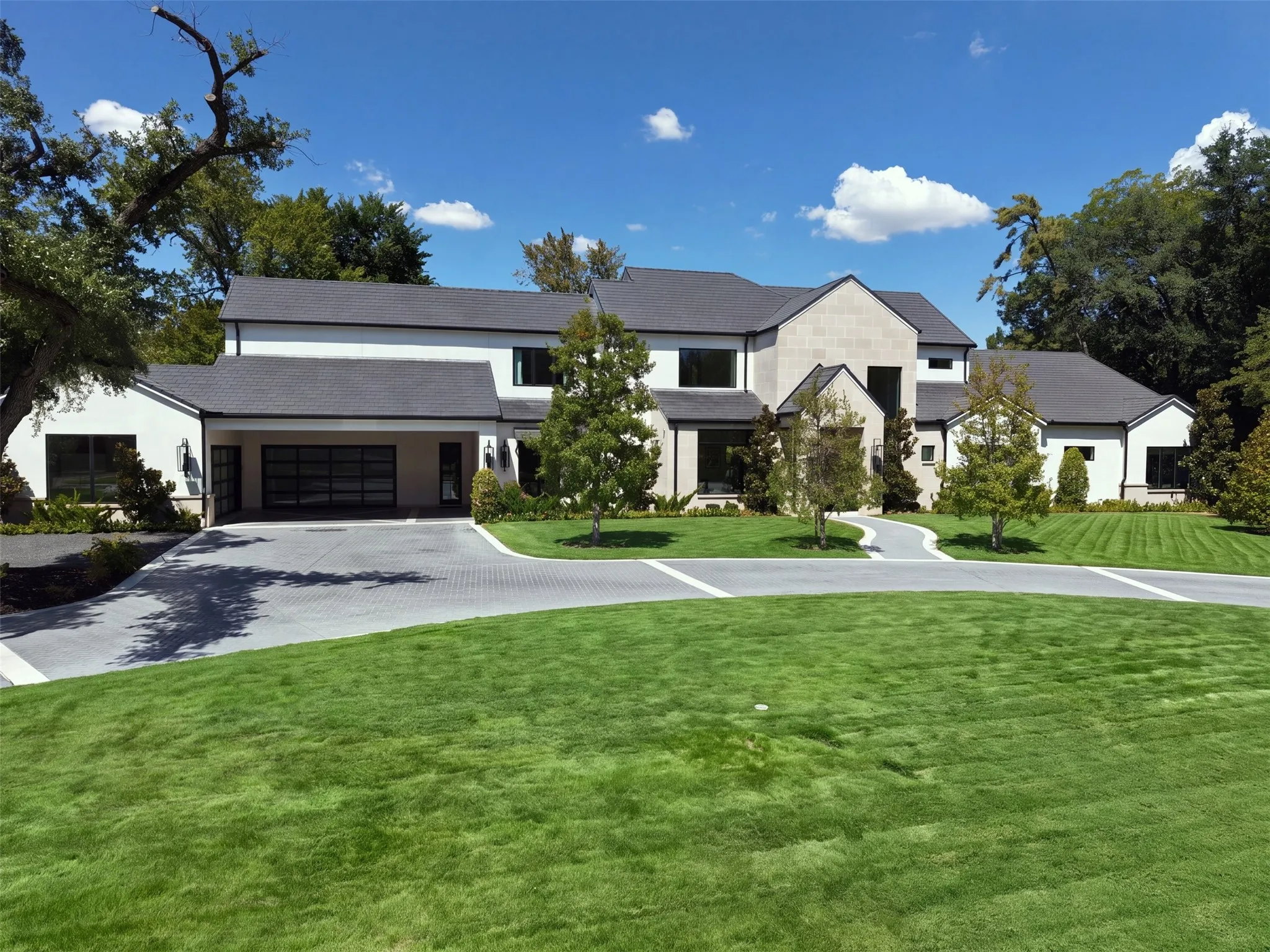Single Family Residence For Sale in Dallas County , 4923 Crooked Lane, Dallas, Texas 75229, 5 Bedroom, 7 Bathroom, 4 Garage spaces, 6,425 Sqft, built in 2019, mls#21399727, Real Estate Agent in Dallas, Homes For Sale in Dallas county, Homes For Sale in Dallas, Realtor in Dallas Texas, Real Estate Brokerage Independent Realty Texas, Luminita Cordes Realtor
