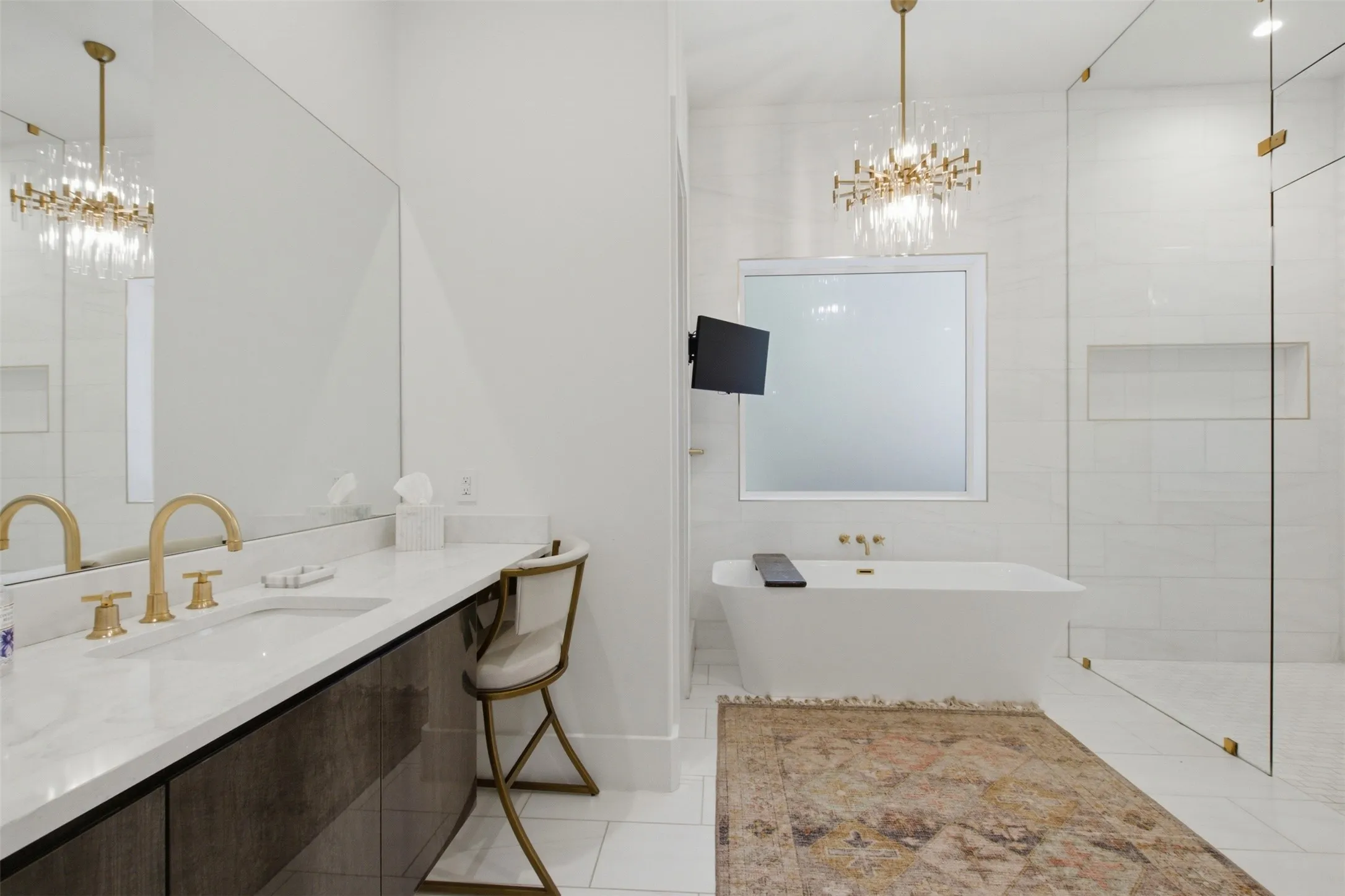 Single Family Residence For Sale in Dallas County , 4923 Crooked Lane, Dallas, Texas 75229, 5 Bedroom, 7 Bathroom, 4 Garage spaces, 6,425 Sqft, built in 2019, mls#21399727, Real Estate Agent in Dallas, Homes For Sale in Dallas county, Homes For Sale in Dallas, Realtor in Dallas Texas, Real Estate Brokerage Independent Realty Texas, Luminita Cordes Realtor