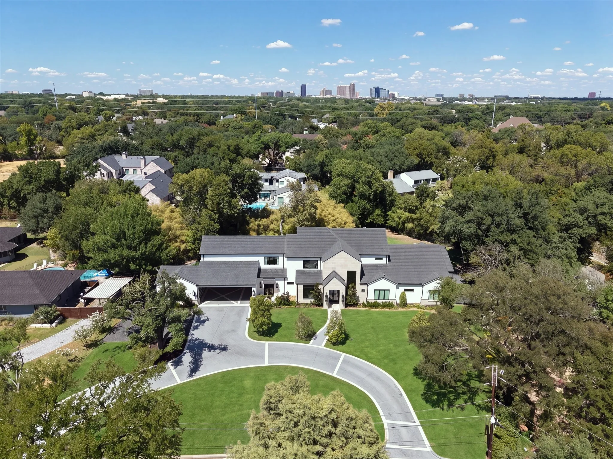 Single Family Residence For Sale in Dallas County , 4923 Crooked Lane, Dallas, Texas 75229, 5 Bedroom, 7 Bathroom, 4 Garage spaces, 6,425 Sqft, built in 2019, mls#21399727, Real Estate Agent in Dallas, Homes For Sale in Dallas county, Homes For Sale in Dallas, Realtor in Dallas Texas, Real Estate Brokerage Independent Realty Texas, Luminita Cordes Realtor