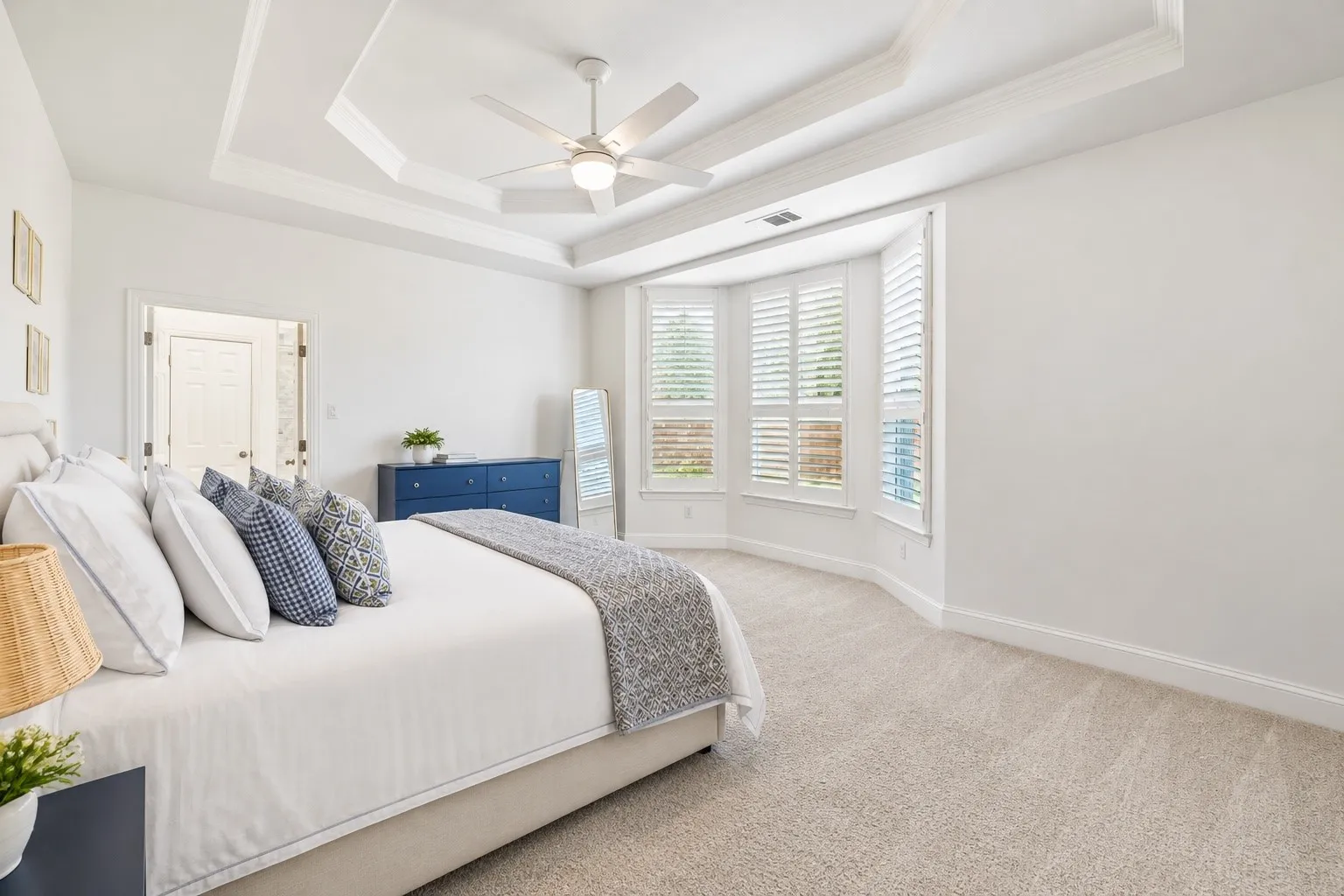 Single Family Residence For Sale in Tarrant County , 6909 Wandering Way, Colleyville, Texas 76034, 4 Bedroom, 4 Bathroom, 3 Garage spaces, 3,024 Sqft, built in 1993, mls#21415643, Real Estate Agent in Colleyville, Homes For Sale in Tarrant county, Homes For Sale in Colleyville, Realtor in Colleyville Texas, Real Estate Brokerage Independent Realty Texas, Luminita Cordes Realtor