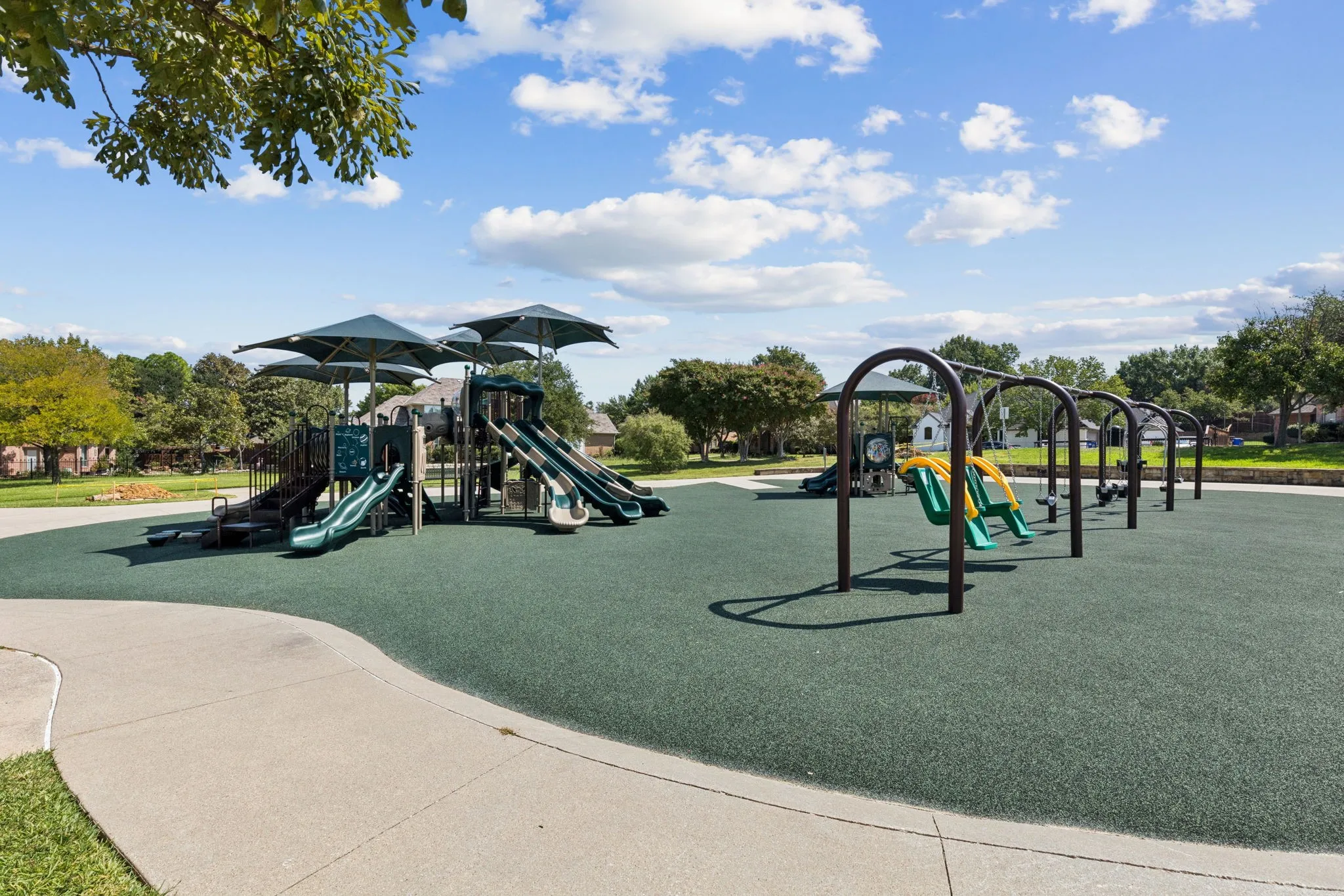 Single Family Residence For Sale in Tarrant County , 6909 Wandering Way, Colleyville, Texas 76034, 4 Bedroom, 4 Bathroom, 3 Garage spaces, 3,024 Sqft, built in 1993, mls#21415643, Real Estate Agent in Colleyville, Homes For Sale in Tarrant county, Homes For Sale in Colleyville, Realtor in Colleyville Texas, Real Estate Brokerage Independent Realty Texas, Luminita Cordes Realtor