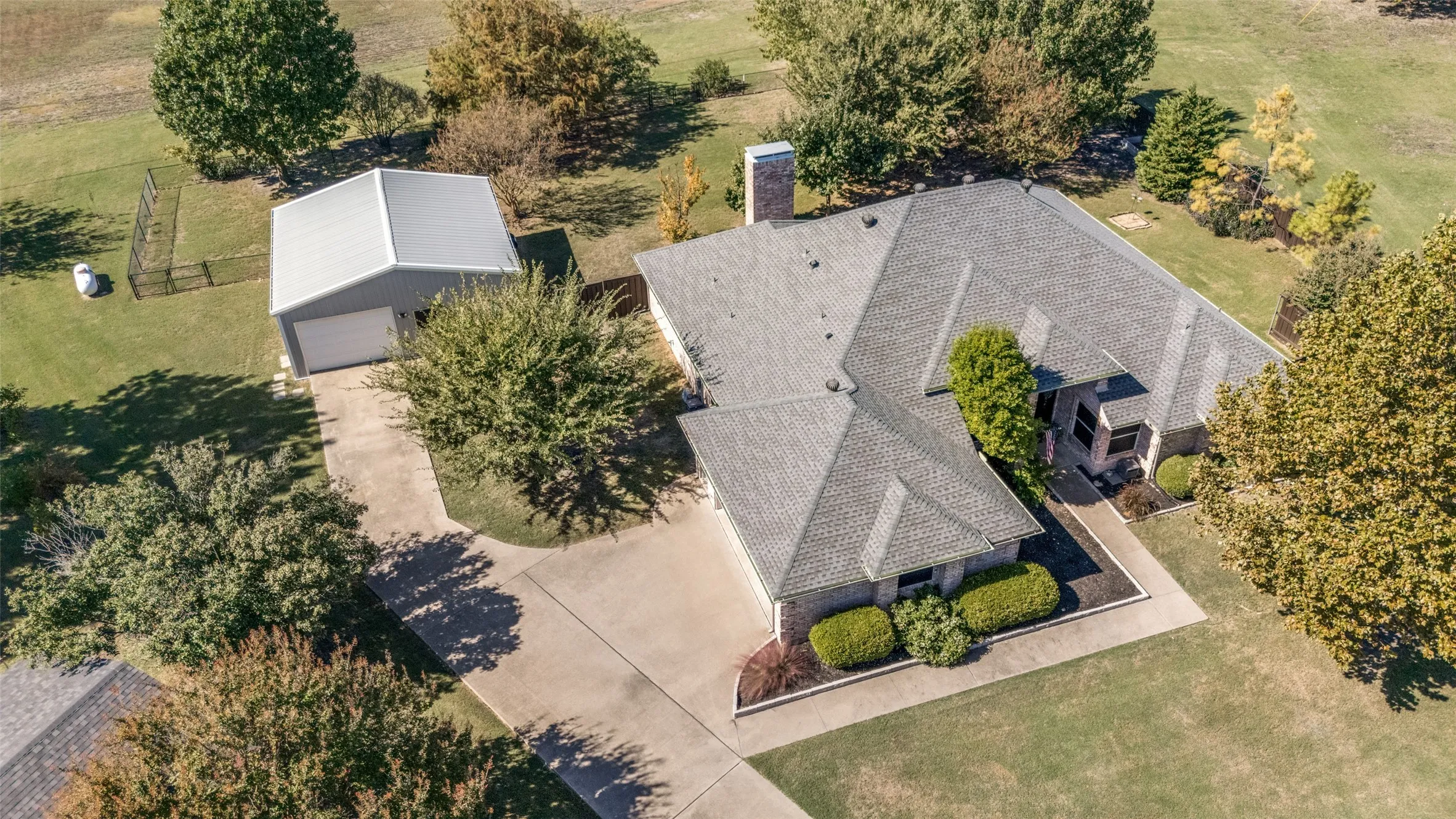 Single Family Residence For Sale in Collin County , 500 The Crossings Place, Lowry Crossing, Texas 75069, 4 Bedroom, 2 Bathroom, 2 Garage spaces, 2,343 Sqft, built in 1998, mls#21389375, Real Estate Agent in Lowry Crossing, Homes For Sale in Collin county, Homes For Sale in Lowry Crossing, Realtor in Lowry Crossing Texas, Real Estate Brokerage Independent Realty Texas, Luminita Cordes Realtor