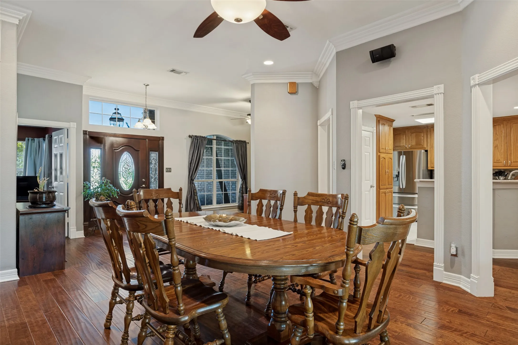 Single Family Residence For Sale in Collin County , 500 The Crossings Place, Lowry Crossing, Texas 75069, 4 Bedroom, 2 Bathroom, 2 Garage spaces, 2,343 Sqft, built in 1998, mls#21389375, Real Estate Agent in Lowry Crossing, Homes For Sale in Collin county, Homes For Sale in Lowry Crossing, Realtor in Lowry Crossing Texas, Real Estate Brokerage Independent Realty Texas, Luminita Cordes Realtor