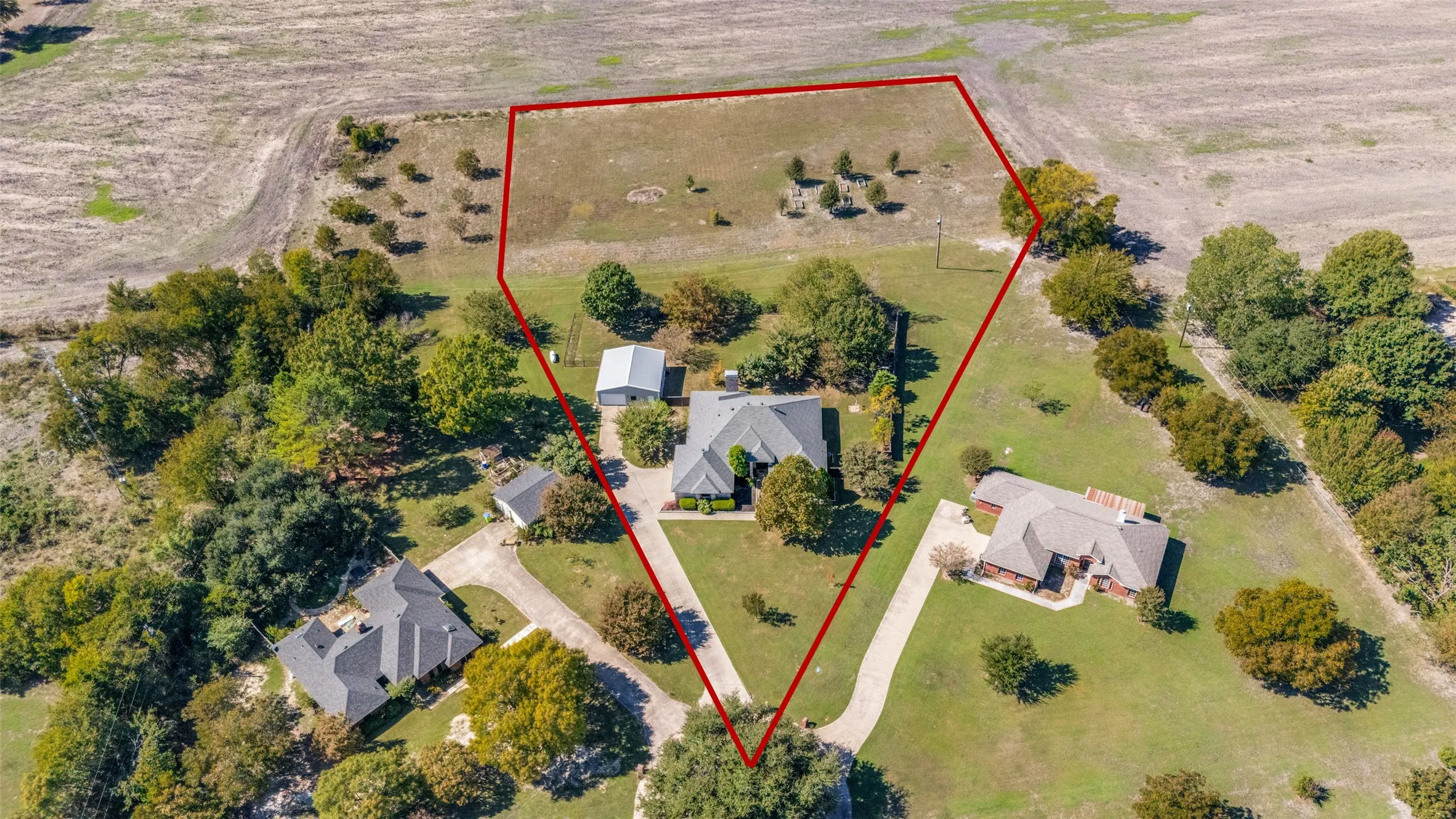 Single Family Residence For Sale in Collin County , 500 The Crossings Place, Lowry Crossing, Texas 75069, 4 Bedroom, 2 Bathroom, 2 Garage spaces, 2,343 Sqft, built in 1998, mls#21389375, Real Estate Agent in Lowry Crossing, Homes For Sale in Collin county, Homes For Sale in Lowry Crossing, Realtor in Lowry Crossing Texas, Real Estate Brokerage Independent Realty Texas, Luminita Cordes Realtor