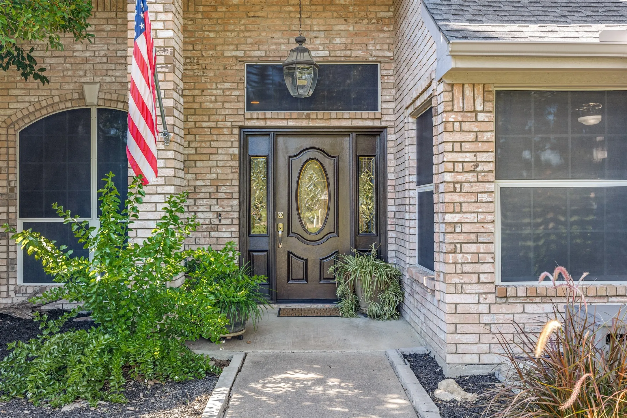 Single Family Residence For Sale in Collin County , 500 The Crossings Place, Lowry Crossing, Texas 75069, 4 Bedroom, 2 Bathroom, 2 Garage spaces, 2,343 Sqft, built in 1998, mls#21389375, Real Estate Agent in Lowry Crossing, Homes For Sale in Collin county, Homes For Sale in Lowry Crossing, Realtor in Lowry Crossing Texas, Real Estate Brokerage Independent Realty Texas, Luminita Cordes Realtor