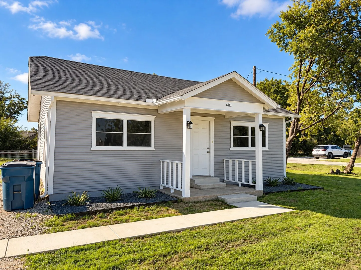 Single Family Residence For Sale in Cooke County , 401 N Frontage Road, Valley View, Texas 76272, 4 Bedroom, 2 Bathroom, Garage spaces, 2,064 Sqft, built in 1940, mls#21416067, Real Estate Agent in Valley View, Homes For Sale in Cooke county, Homes For Sale in Valley View, Realtor in Valley View Texas, Real Estate Brokerage Independent Realty Texas, Luminita Cordes Realtor