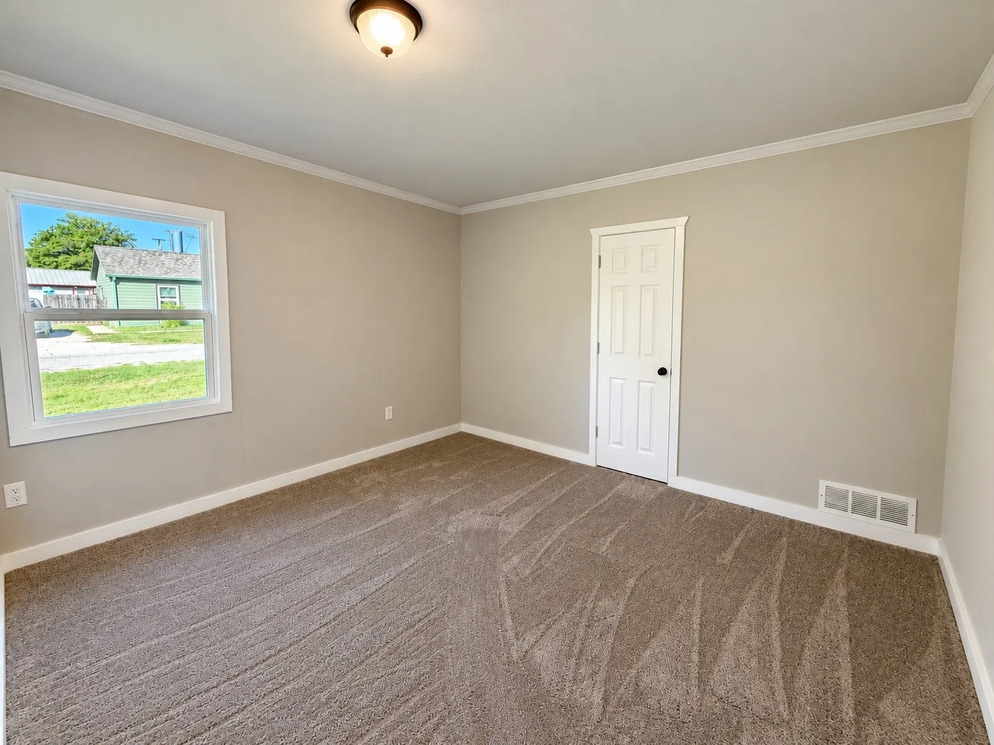 Single Family Residence For Sale in Cooke County , 401 N Frontage Road, Valley View, Texas 76272, 4 Bedroom, 2 Bathroom, Garage spaces, 2,064 Sqft, built in 1940, mls#21416067, Real Estate Agent in Valley View, Homes For Sale in Cooke county, Homes For Sale in Valley View, Realtor in Valley View Texas, Real Estate Brokerage Independent Realty Texas, Luminita Cordes Realtor