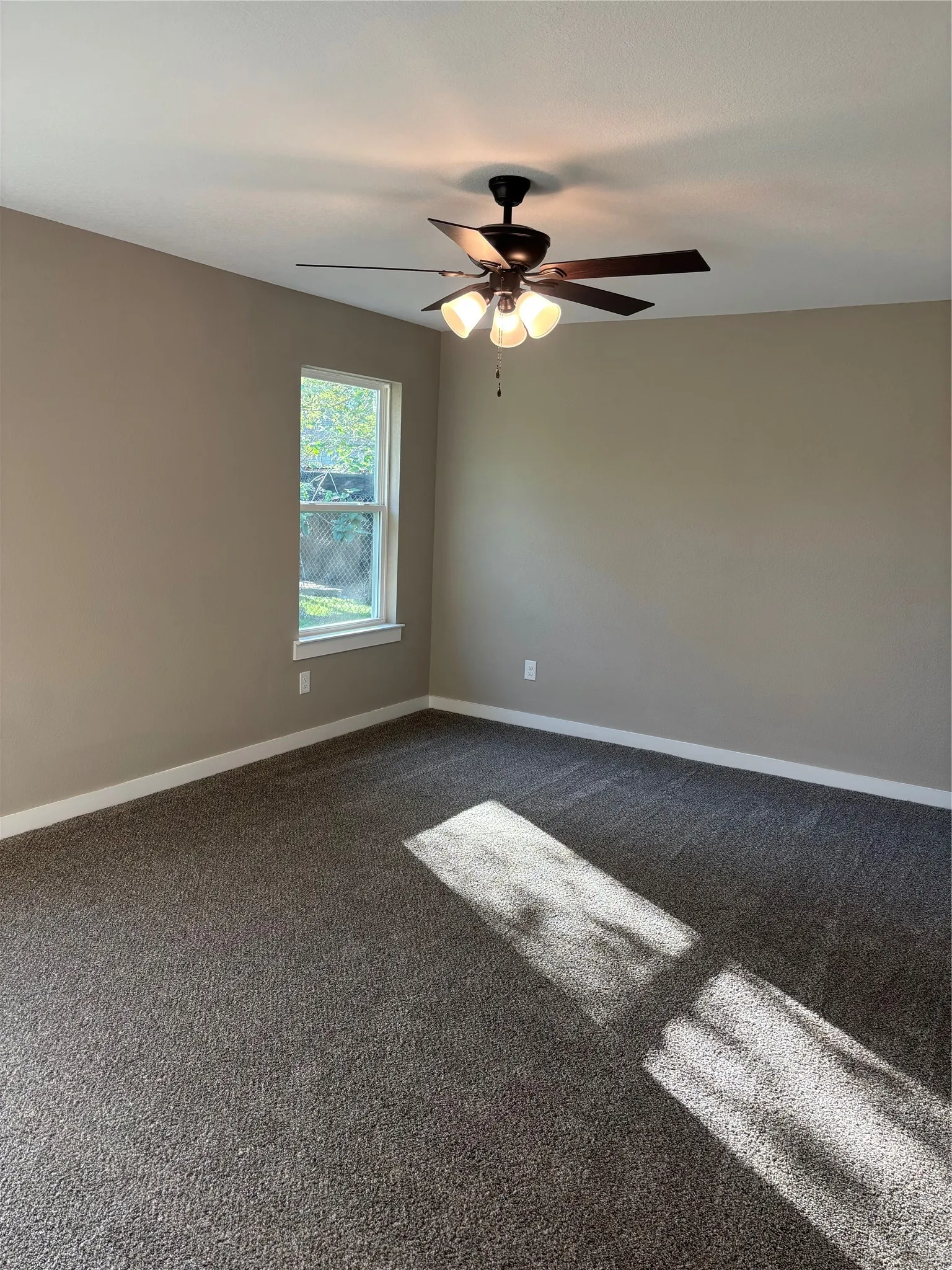 Single Family Residence For Sale in Palo Pinto County , 415 SE 5th Avenue SE, Mineral Wells, Texas 76067, 3 Bedroom, 2 Bathroom, 2 Garage spaces, 1,388 Sqft, built in 2026, mls#21416225, Real Estate Agent in Mineral Wells, Homes For Sale in Palo Pinto county, Homes For Sale in Mineral Wells, Realtor in Mineral Wells Texas, Real Estate Brokerage Independent Realty Texas, Luminita Cordes Realtor