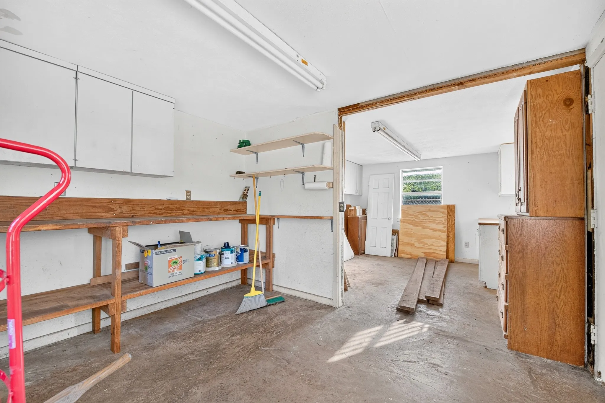 Single Family Residence For Sale in Tarrant County , 7305 Coronet Avenue, North Richland Hills, Texas 76180, 3 Bedroom, 2 Bathroom, 2 Garage spaces, 2,038 Sqft, built in 1955, mls#21416528, Real Estate Agent in North Richland Hills, Homes For Sale in Tarrant county, Homes For Sale in North Richland Hills, Realtor in North Richland Hills Texas, Real Estate Brokerage Independent Realty Texas, Luminita Cordes Realtor