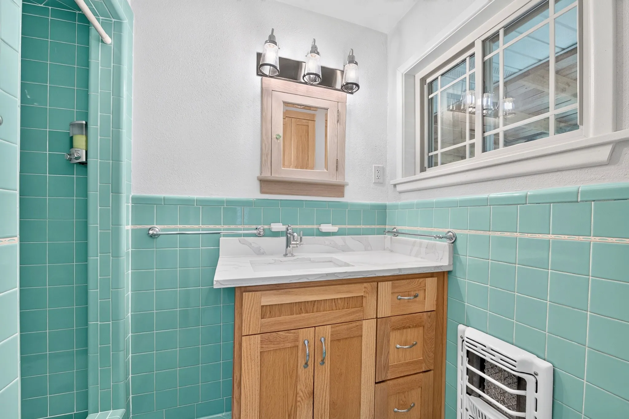 Single Family Residence For Sale in Tarrant County , 7305 Coronet Avenue, North Richland Hills, Texas 76180, 3 Bedroom, 2 Bathroom, 2 Garage spaces, 2,038 Sqft, built in 1955, mls#21416528, Real Estate Agent in North Richland Hills, Homes For Sale in Tarrant county, Homes For Sale in North Richland Hills, Realtor in North Richland Hills Texas, Real Estate Brokerage Independent Realty Texas, Luminita Cordes Realtor