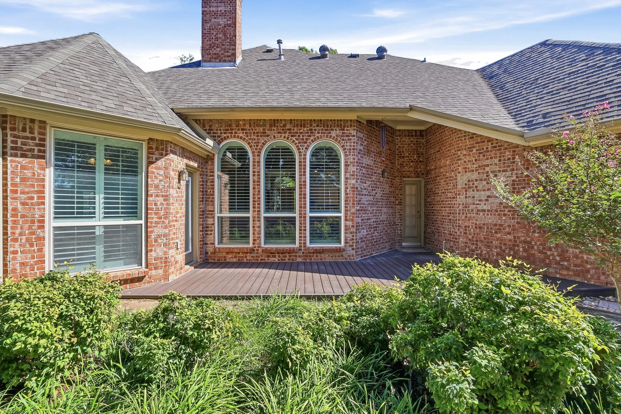 Single Family Residence For Sale in Tarrant County , 3117 Woodland Heights Circle, Colleyville, Texas 76034, 3 Bedroom, 3 Bathroom, 2 Garage spaces, 2,500 Sqft, built in 1992, mls#21411141, Real Estate Agent in Colleyville, Homes For Sale in Tarrant county, Homes For Sale in Colleyville, Realtor in Colleyville Texas, Real Estate Brokerage Independent Realty Texas, Luminita Cordes Realtor