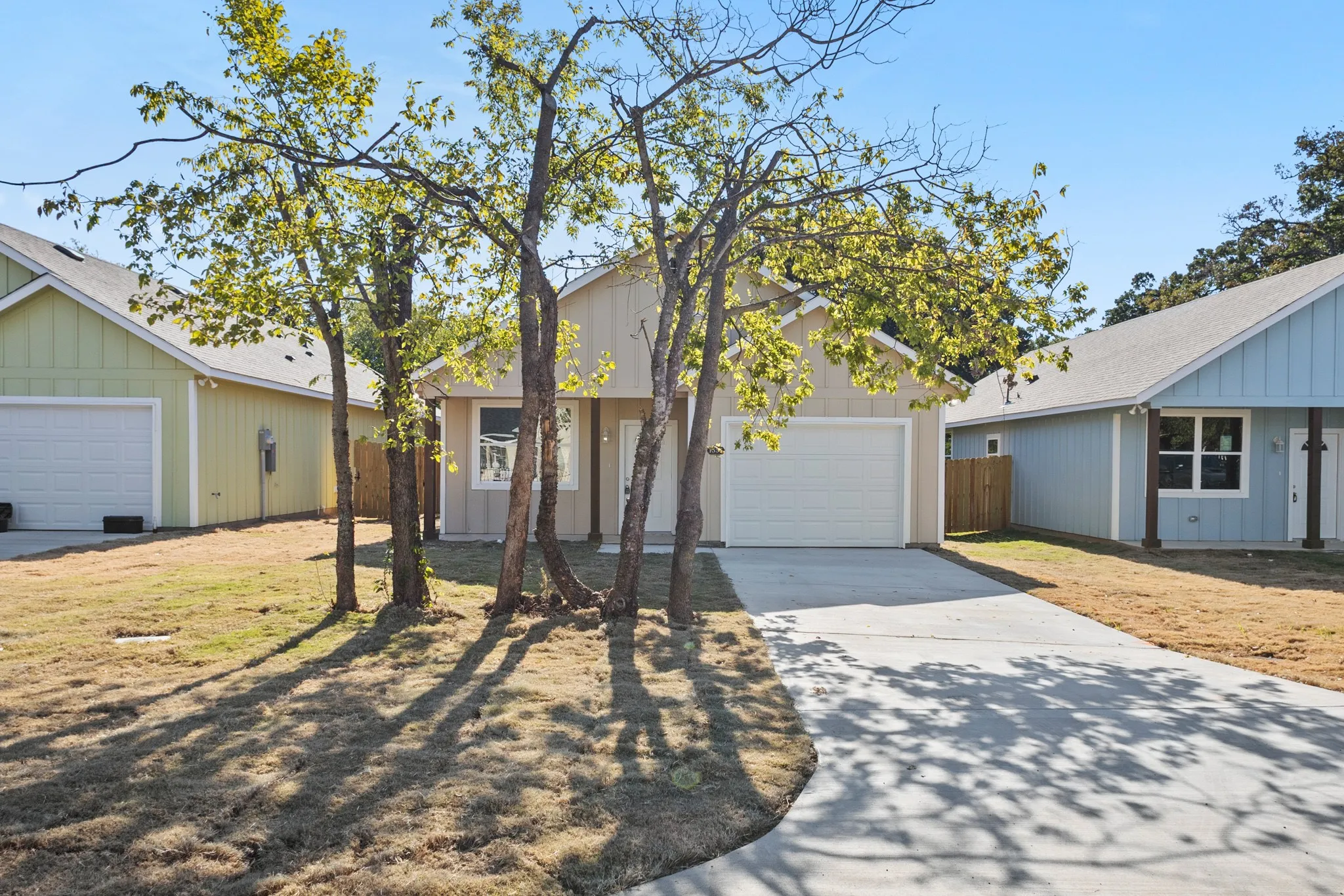 Single Family Residence For Sale in Dallas County , 1556 Smoke Tree Lane, Dallas, Texas 75253, 3 Bedroom, 2 Bathroom, 1 Garage spaces, 1,300 Sqft, built in 2026, mls#21414799, Real Estate Agent in Dallas, Homes For Sale in Dallas county, Homes For Sale in Dallas, Realtor in Dallas Texas, Real Estate Brokerage Independent Realty Texas, Luminita Cordes Realtor