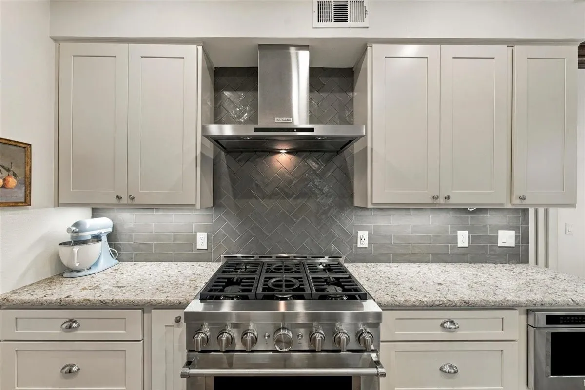 Single Family Residence For Sale in Collin County , 2505 Skipwith Drive, Plano, Texas 75023, 4 Bedroom, 3 Bathroom, 2 Garage spaces, 3,155 Sqft, built in 1983, mls#21396472, Real Estate Agent in Plano, Homes For Sale in Collin county, Homes For Sale in Plano, Realtor in Plano Texas, Real Estate Brokerage Independent Realty Texas, Luminita Cordes Realtor