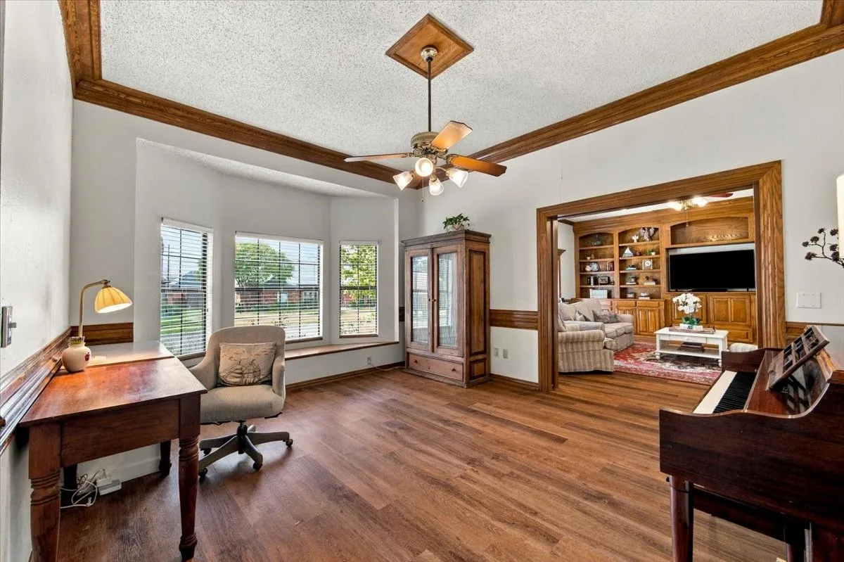 Single Family Residence For Sale in Collin County , 2505 Skipwith Drive, Plano, Texas 75023, 4 Bedroom, 3 Bathroom, 2 Garage spaces, 3,155 Sqft, built in 1983, mls#21396472, Real Estate Agent in Plano, Homes For Sale in Collin county, Homes For Sale in Plano, Realtor in Plano Texas, Real Estate Brokerage Independent Realty Texas, Luminita Cordes Realtor