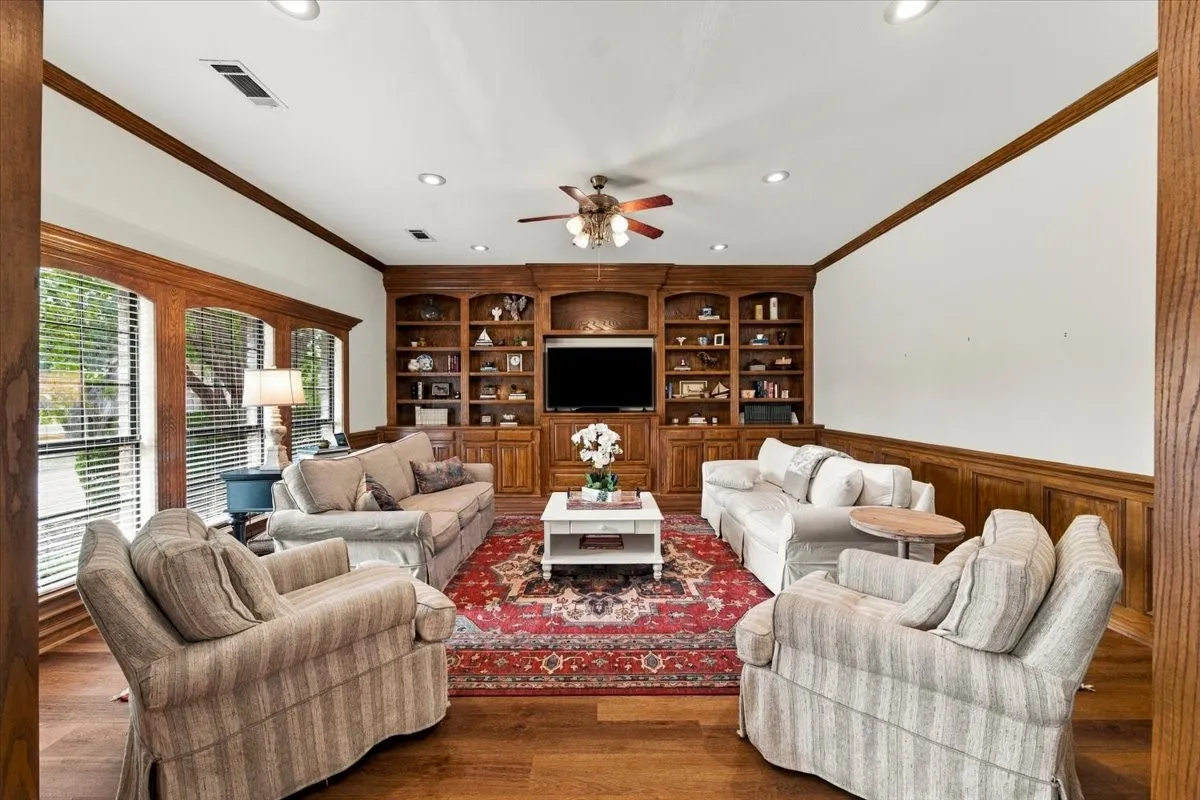 Single Family Residence For Sale in Collin County , 2505 Skipwith Drive, Plano, Texas 75023, 4 Bedroom, 3 Bathroom, 2 Garage spaces, 3,155 Sqft, built in 1983, mls#21396472, Real Estate Agent in Plano, Homes For Sale in Collin county, Homes For Sale in Plano, Realtor in Plano Texas, Real Estate Brokerage Independent Realty Texas, Luminita Cordes Realtor