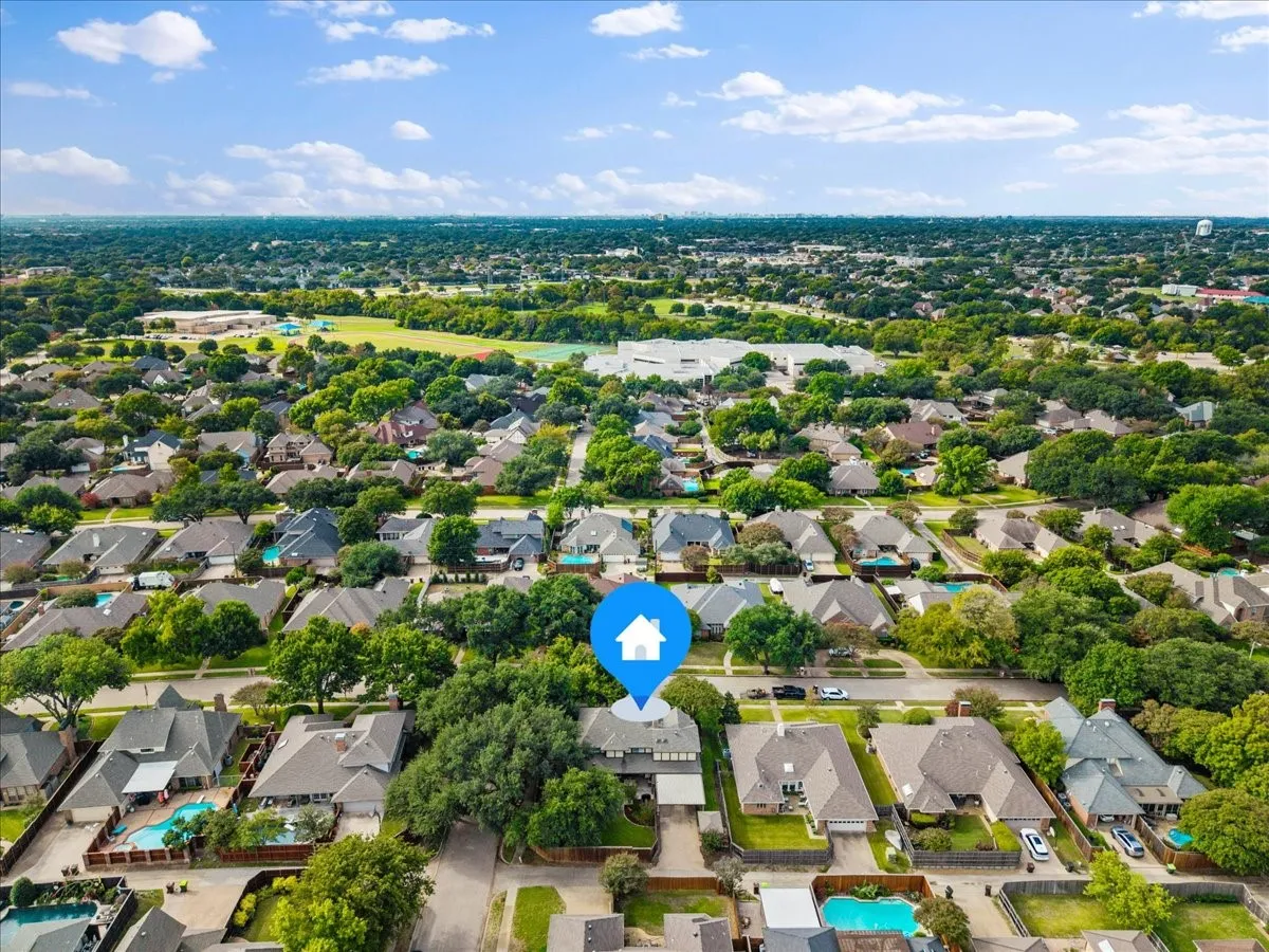 Single Family Residence For Sale in Collin County , 2505 Skipwith Drive, Plano, Texas 75023, 4 Bedroom, 3 Bathroom, 2 Garage spaces, 3,155 Sqft, built in 1983, mls#21396472, Real Estate Agent in Plano, Homes For Sale in Collin county, Homes For Sale in Plano, Realtor in Plano Texas, Real Estate Brokerage Independent Realty Texas, Luminita Cordes Realtor