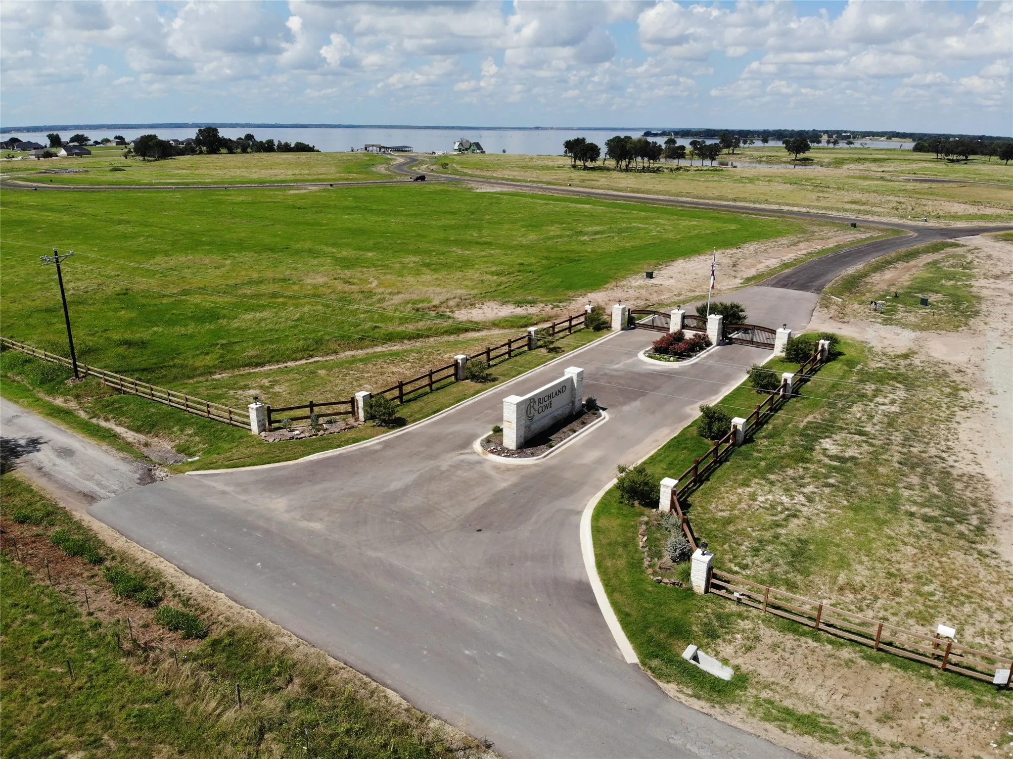 Unimproved Land For Sale in Navarro County , Lot 95 Richland Cove, Corsicana, Texas 75109, 0, 0, Garage spaces, 0 Sqft, built in 0, mls#21416836, Real Estate Agent in Corsicana, Homes For Sale in Navarro county, Homes For Sale in Corsicana, Realtor in Corsicana Texas, Real Estate Brokerage Independent Realty Texas, Luminita Cordes Realtor