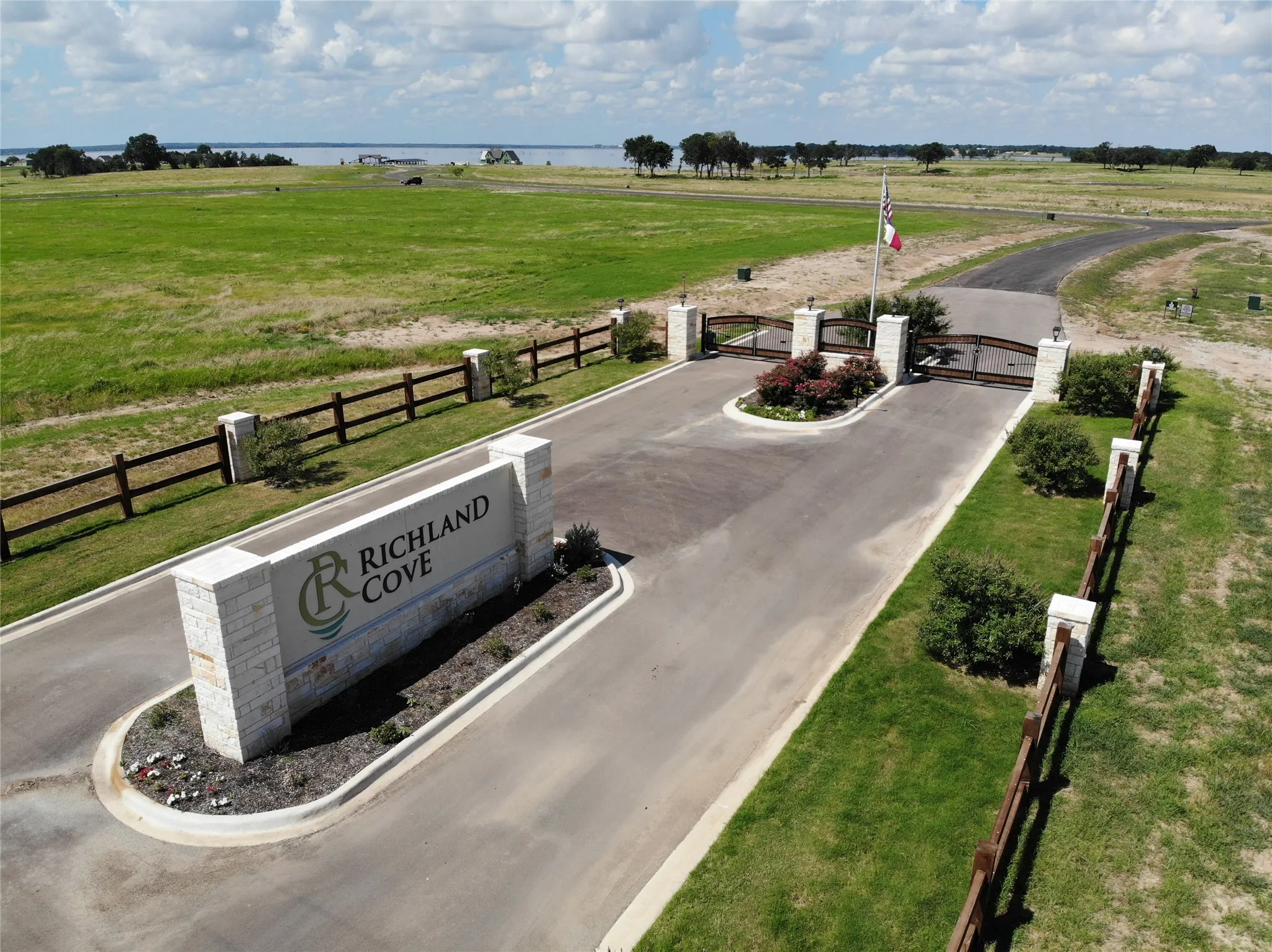 Unimproved Land For Sale in Navarro County , Lot 95 Richland Cove, Corsicana, Texas 75109, 0, 0, Garage spaces, 0 Sqft, built in 0, mls#21416836, Real Estate Agent in Corsicana, Homes For Sale in Navarro county, Homes For Sale in Corsicana, Realtor in Corsicana Texas, Real Estate Brokerage Independent Realty Texas, Luminita Cordes Realtor