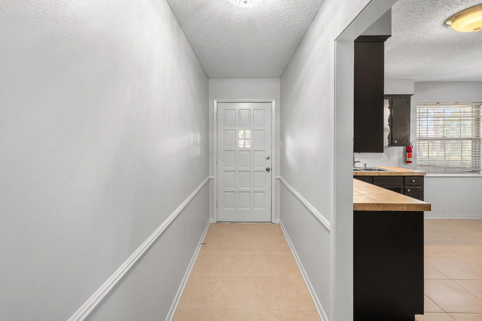 Single Family Residence For Sale in Smith County , 8307 Oxford Drive, Tyler, Texas 75703, 3 Bedroom, 2 Bathroom, 2 Garage spaces, 1,598 Sqft, built in 1975, mls#21416138, Real Estate Agent in Tyler, Homes For Sale in Smith county, Homes For Sale in Tyler, Realtor in Tyler Texas, Real Estate Brokerage Independent Realty Texas, Luminita Cordes Realtor