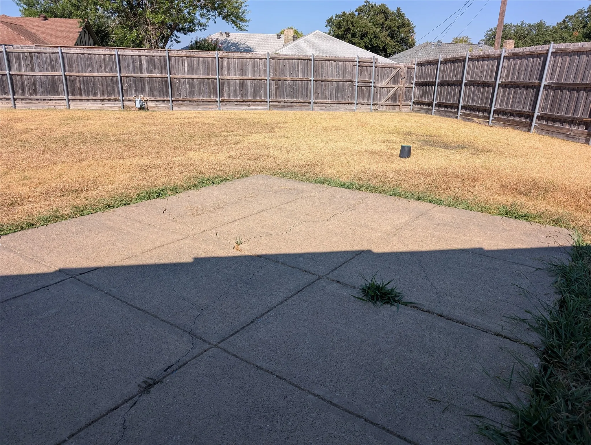 Single Family Residence For Rent in Dallas County , 1305 Glenville Drive, Garland, Texas 75042, 3 Bedroom, 2 Bathroom, 1 Garage spaces, 1,275 Sqft, built in 1963, mls#21412926, Real Estate Agent in Garland, Homes For Rent in Dallas county, Homes For Rent in Garland, Realtor in Garland Texas, Real Estate Brokerage Independent Realty Texas, Luminita Cordes Realtor