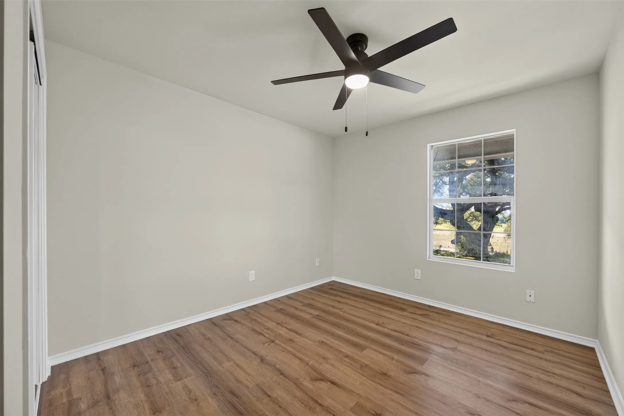 Single Family Residence For Sale in Erath County , 277 Private Road 1611, Stephenville, Texas 76401, 3 Bedroom, 2 Bathroom, Garage spaces, 1,144 Sqft, built in 2001, mls#21417074, Real Estate Agent in Stephenville, Homes For Sale in Erath county, Homes For Sale in Stephenville, Realtor in Stephenville Texas, Real Estate Brokerage Independent Realty Texas, Luminita Cordes Realtor