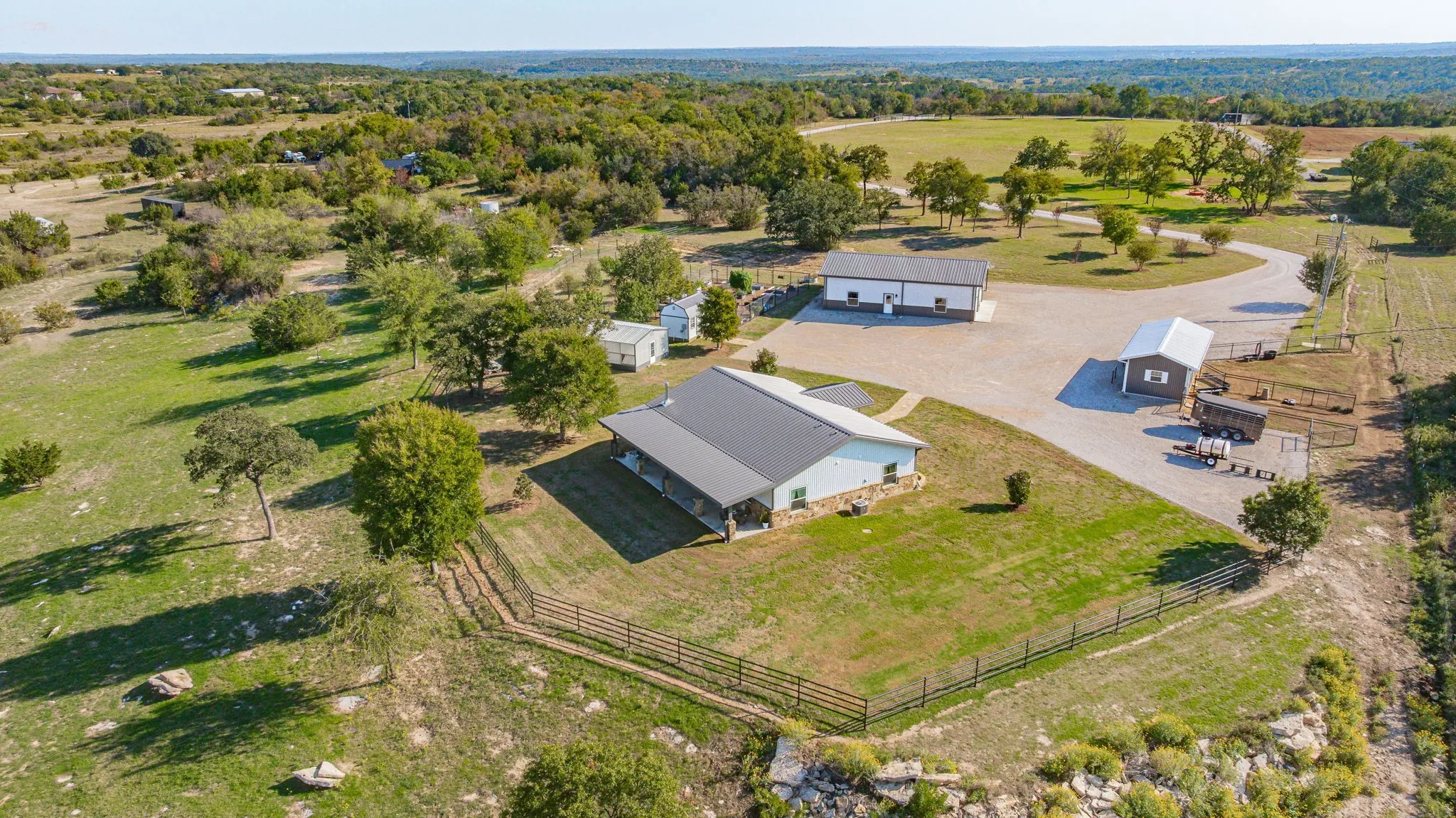 Single Family Residence For Sale in Erath County , 5650 County Road 132, Stephenville, Texas 76401, 3 Bedroom, 2 Bathroom, 4 Garage spaces, 1,800 Sqft, built in 2021, mls#21417061, Real Estate Agent in Stephenville, Homes For Sale in Erath county, Homes For Sale in Stephenville, Realtor in Stephenville Texas, Real Estate Brokerage Independent Realty Texas, Luminita Cordes Realtor
