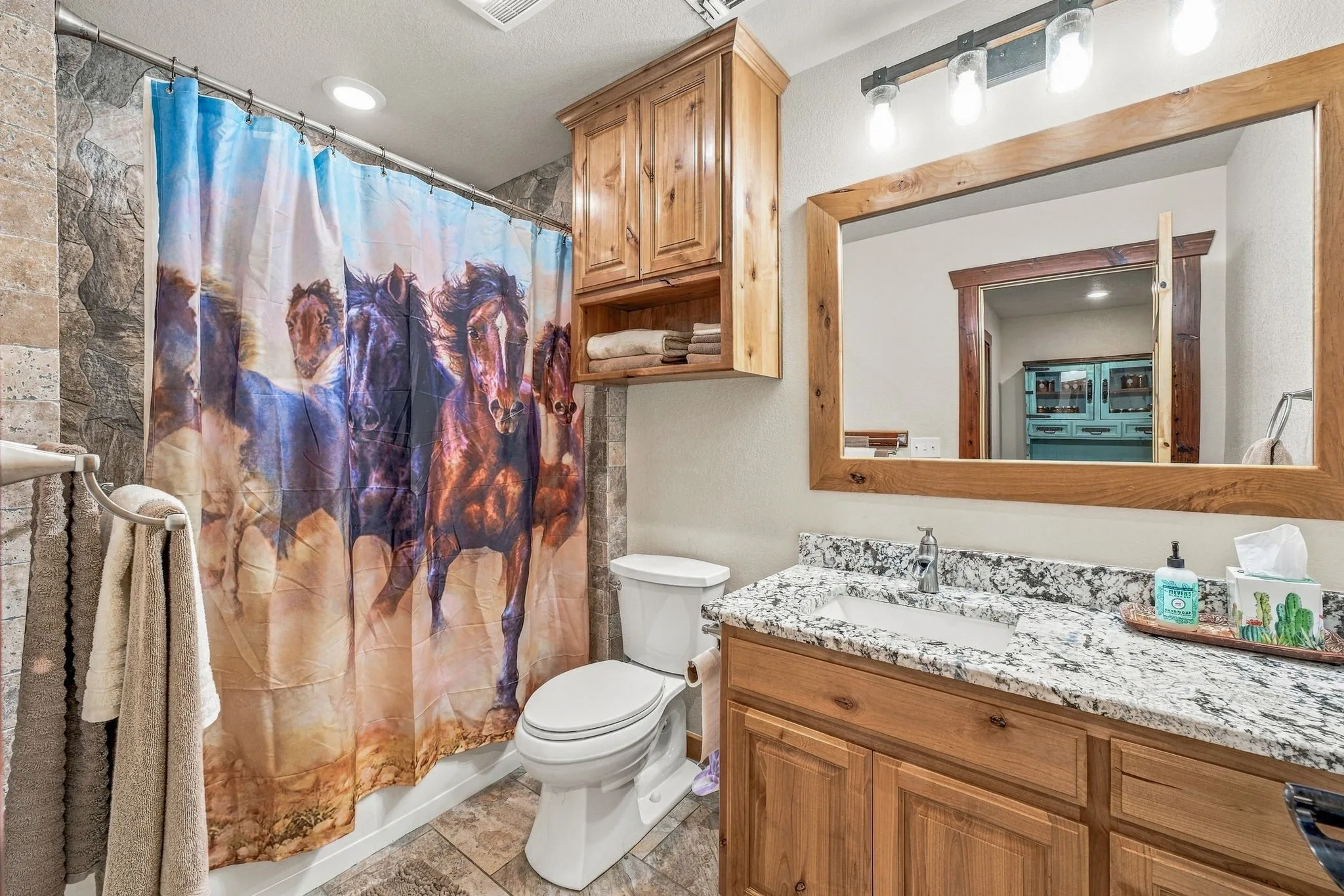 Single Family Residence For Sale in Erath County , 5650 County Road 132, Stephenville, Texas 76401, 3 Bedroom, 2 Bathroom, 4 Garage spaces, 1,800 Sqft, built in 2021, mls#21417061, Real Estate Agent in Stephenville, Homes For Sale in Erath county, Homes For Sale in Stephenville, Realtor in Stephenville Texas, Real Estate Brokerage Independent Realty Texas, Luminita Cordes Realtor