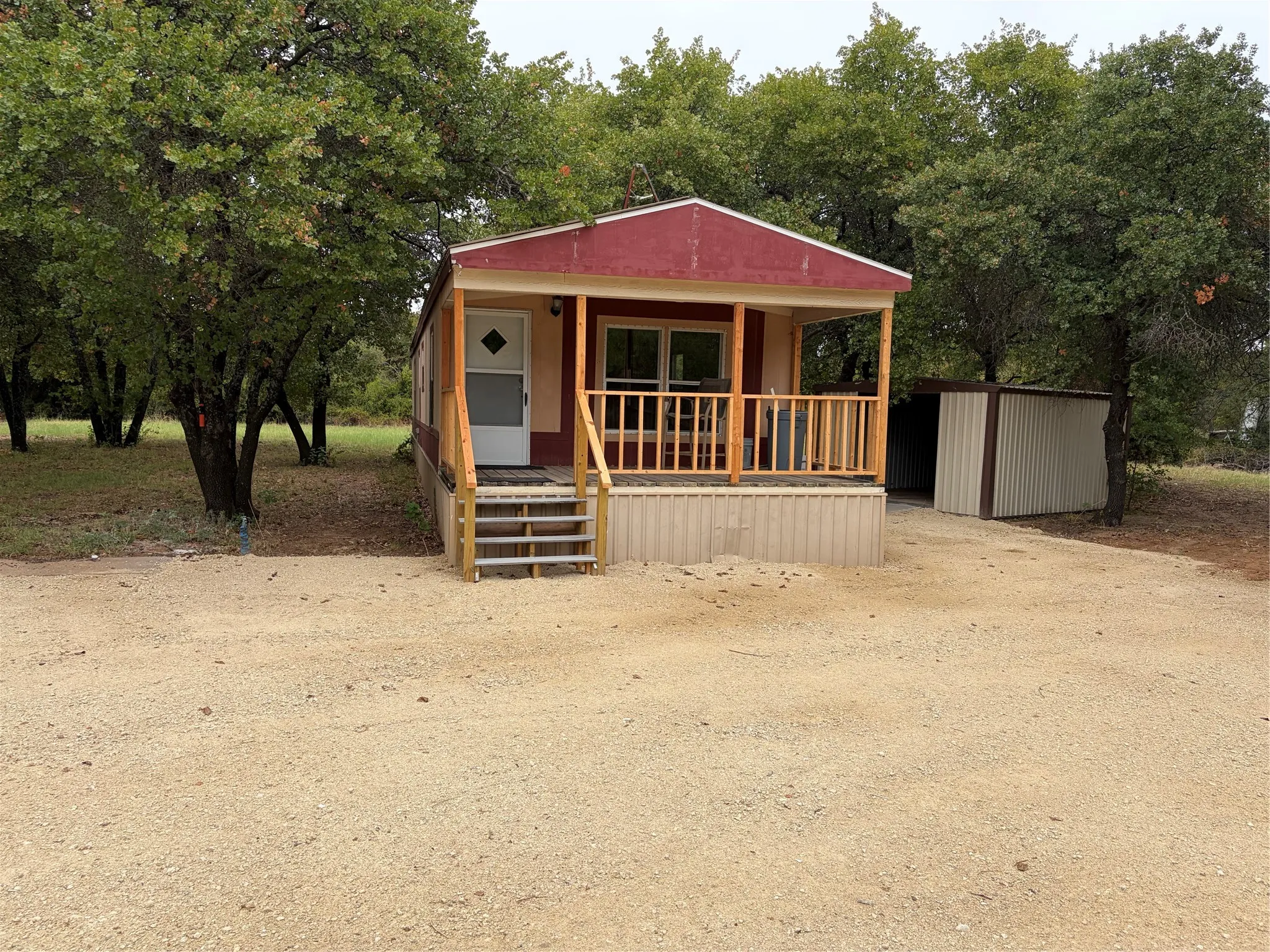 Manufactured Home For Rent in Callahan County , 446 CR 127, Clyde, Texas 79501, 2 Bedroom, 2 Bathroom, Garage spaces, 896 Sqft, built in 1999, mls#21417586, Real Estate Agent in Clyde, Homes For Rent in Callahan county, Homes For Rent in Clyde, Realtor in Clyde Texas, Real Estate Brokerage Independent Realty Texas, Luminita Cordes Realtor