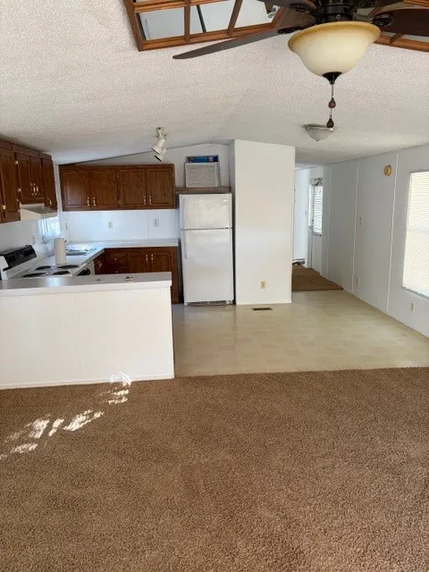 Manufactured Home For Rent in Callahan County , 446 CR 127, Clyde, Texas 79501, 2 Bedroom, 2 Bathroom, Garage spaces, 896 Sqft, built in 1999, mls#21417586, Real Estate Agent in Clyde, Homes For Rent in Callahan county, Homes For Rent in Clyde, Realtor in Clyde Texas, Real Estate Brokerage Independent Realty Texas, Luminita Cordes Realtor