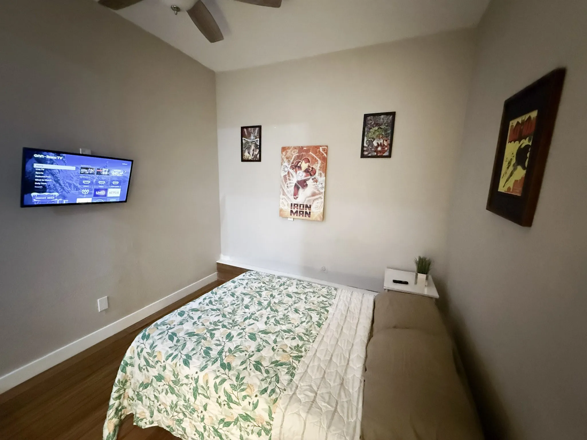 Single Family Residence For Sale in Tarrant County , 5433 Greenlee Street, Fort Worth, Texas 76112, 3 Bedroom, 1 Bathroom, Garage spaces, 1,278 Sqft, built in 1953, mls#21410179, Real Estate Agent in Fort Worth, Homes For Sale in Tarrant county, Homes For Sale in Fort Worth, Realtor in Fort Worth Texas, Real Estate Brokerage Independent Realty Texas, Luminita Cordes Realtor
