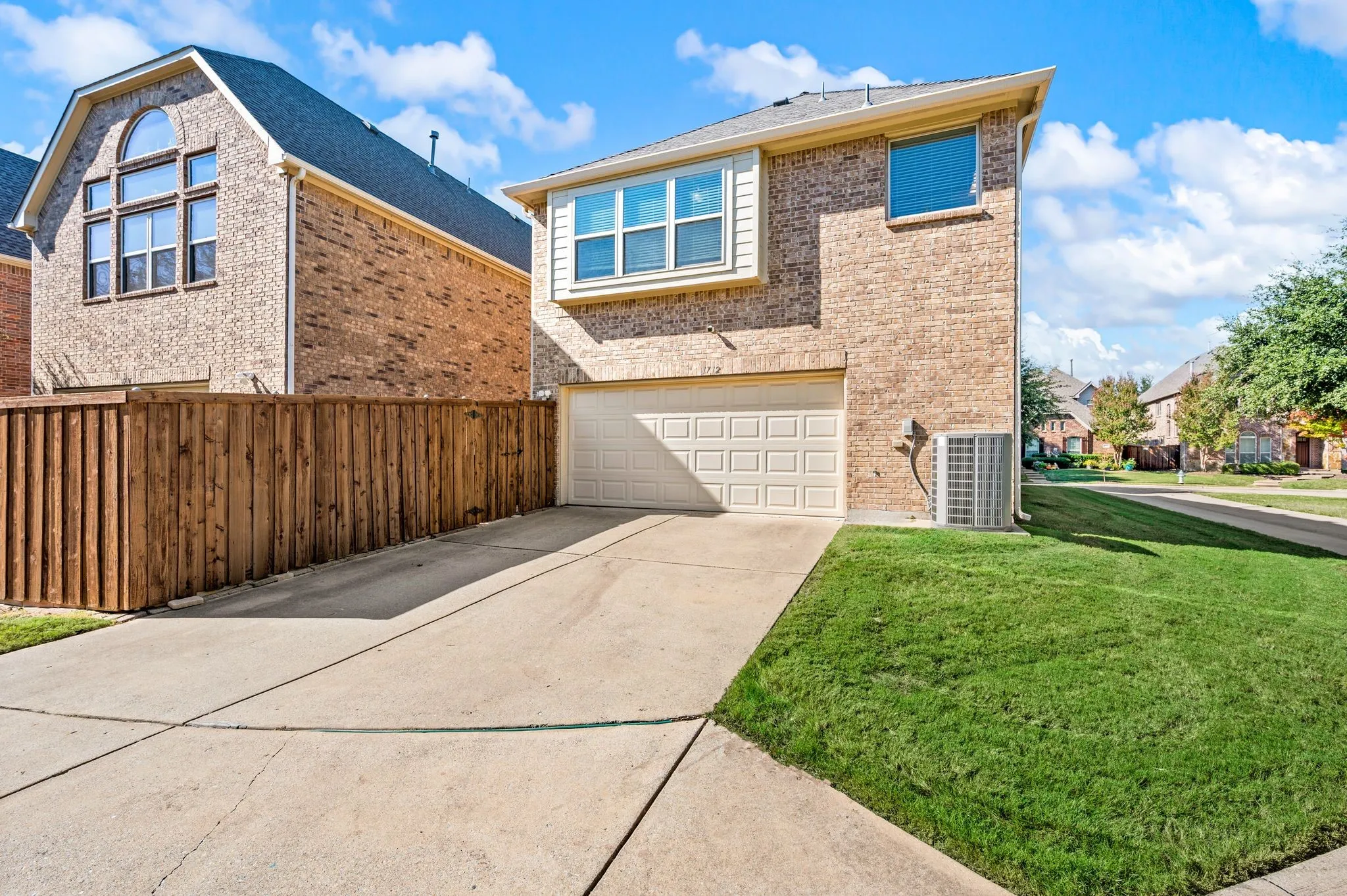 Single Family Residence For Sale in Collin County , 1712 Coronado Street, Allen, Texas 75013, 3 Bedroom, 3 Bathroom, 2 Garage spaces, 1,809 Sqft, built in 2008, mls#21417644, Real Estate Agent in Allen, Homes For Sale in Collin county, Homes For Sale in Allen, Realtor in Allen Texas, Real Estate Brokerage Independent Realty Texas, Luminita Cordes Realtor