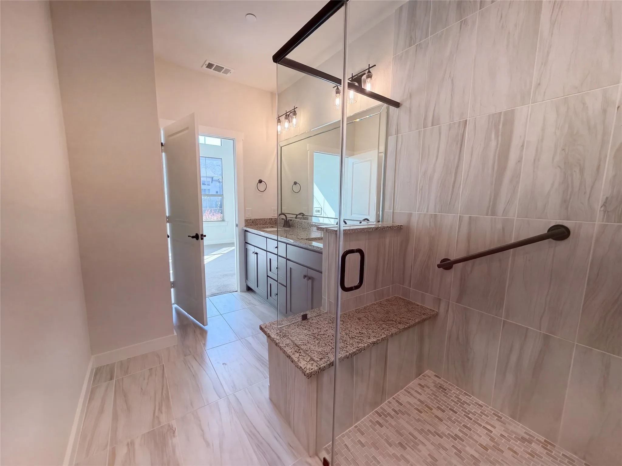 Townhouse For Sale in Dallas County , 7219 Calistoga Lane, Grand Prairie, Texas 75054, 2 Bedroom, 2 Bathroom, 2 Garage spaces, 1,390 Sqft, built in 2022, mls#21417298, Real Estate Agent in Grand Prairie, Homes For Sale in Dallas county, Homes For Sale in Grand Prairie, Realtor in Grand Prairie Texas, Real Estate Brokerage Independent Realty Texas, Luminita Cordes Realtor