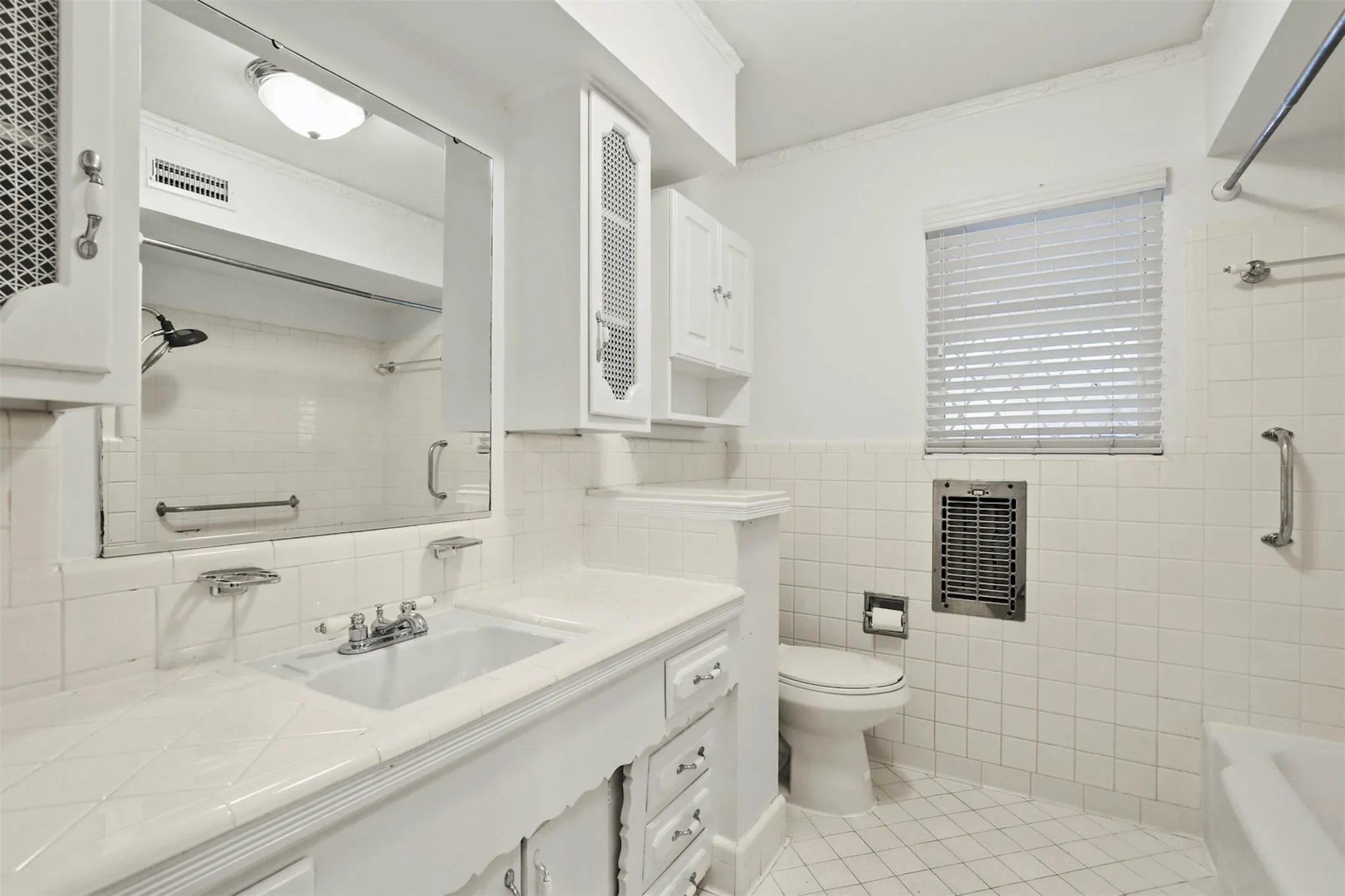 Single Family Residence For Rent in Dallas County , 3510 Princess Lane, Dallas, Texas 75229, 3 Bedroom, 2 Bathroom, 2 Garage spaces, 1,908 Sqft, built in 1957, mls#21417768, Real Estate Agent in Dallas, Homes For Rent in Dallas county, Homes For Rent in Dallas, Realtor in Dallas Texas, Real Estate Brokerage Independent Realty Texas, Luminita Cordes Realtor