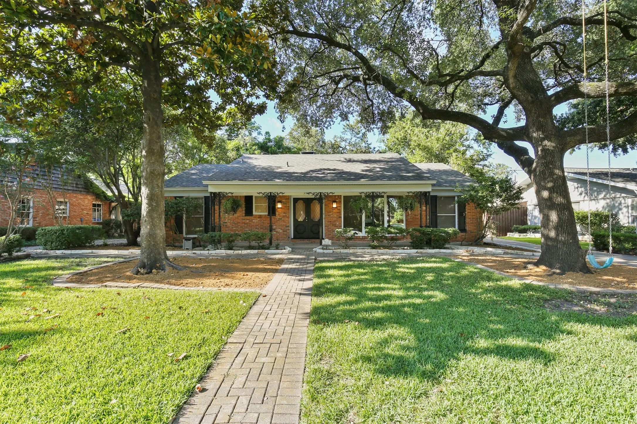 Single Family Residence For Rent in Dallas County , 3510 Princess Lane, Dallas, Texas 75229, 3 Bedroom, 2 Bathroom, 2 Garage spaces, 1,908 Sqft, built in 1957, mls#21417768, Real Estate Agent in Dallas, Homes For Rent in Dallas county, Homes For Rent in Dallas, Realtor in Dallas Texas, Real Estate Brokerage Independent Realty Texas, Luminita Cordes Realtor