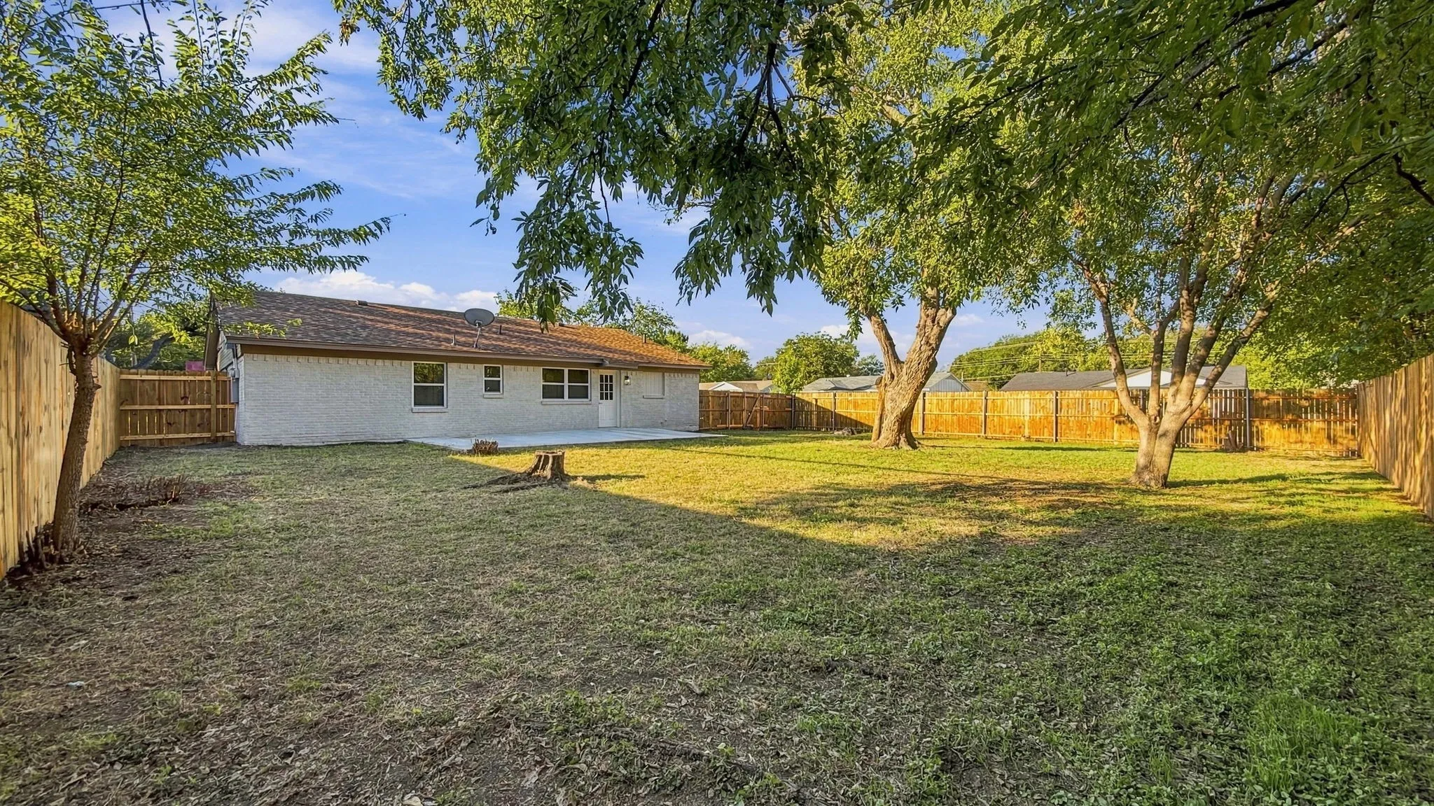 Single Family Residence For Sale in Tarrant County , 4732 Burgess Drive, Fort Worth, Texas 76132, 3 Bedroom, 2 Bathroom, 2 Garage spaces, 1,225 Sqft, built in 1959, mls#21415939, Real Estate Agent in Fort Worth, Homes For Sale in Tarrant county, Homes For Sale in Fort Worth, Realtor in Fort Worth Texas, Real Estate Brokerage Independent Realty Texas, Luminita Cordes Realtor