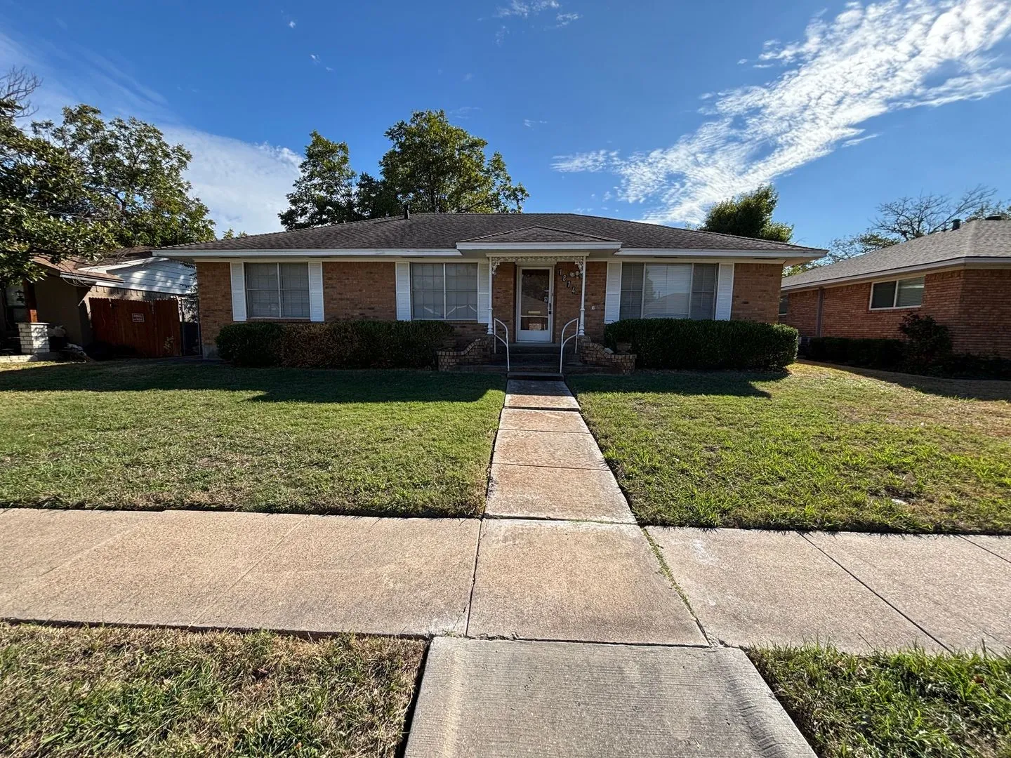 Single Family Residence For Rent in Dallas County , 1814 Bardfield Avenue, Garland, Texas 75041, 3 Bedroom, 2 Bathroom, 2 Garage spaces, 1,683 Sqft, built in 1966, mls#21417865, Real Estate Agent in Garland, Homes For Rent in Dallas county, Homes For Rent in Garland, Realtor in Garland Texas, Real Estate Brokerage Independent Realty Texas, Luminita Cordes Realtor