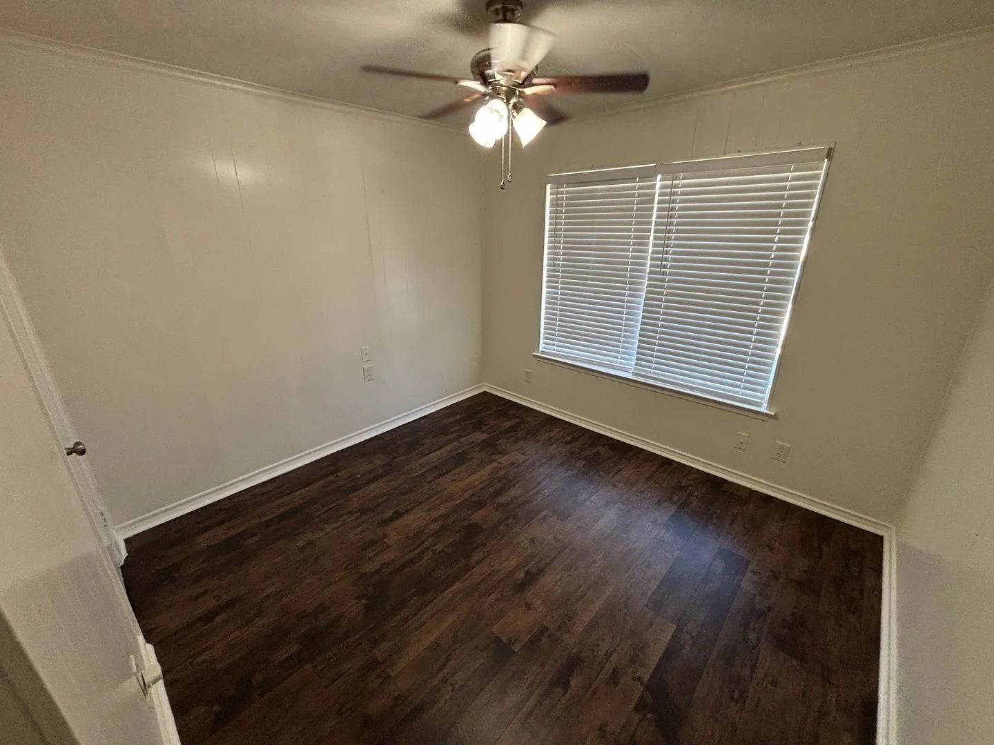 Single Family Residence For Rent in Dallas County , 1814 Bardfield Avenue, Garland, Texas 75041, 3 Bedroom, 2 Bathroom, 2 Garage spaces, 1,683 Sqft, built in 1966, mls#21417865, Real Estate Agent in Garland, Homes For Rent in Dallas county, Homes For Rent in Garland, Realtor in Garland Texas, Real Estate Brokerage Independent Realty Texas, Luminita Cordes Realtor