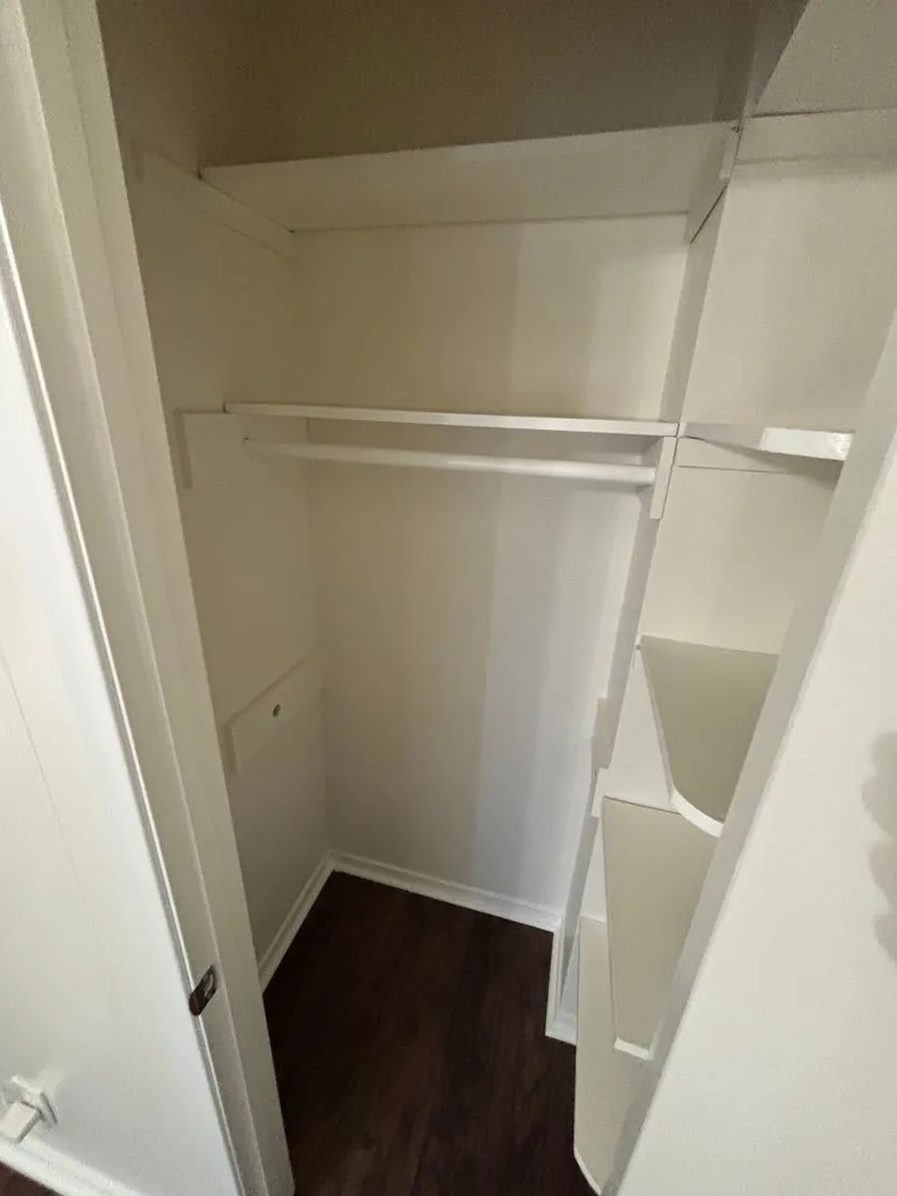 Single Family Residence For Rent in Dallas County , 1814 Bardfield Avenue, Garland, Texas 75041, 3 Bedroom, 2 Bathroom, 2 Garage spaces, 1,683 Sqft, built in 1966, mls#21417865, Real Estate Agent in Garland, Homes For Rent in Dallas county, Homes For Rent in Garland, Realtor in Garland Texas, Real Estate Brokerage Independent Realty Texas, Luminita Cordes Realtor