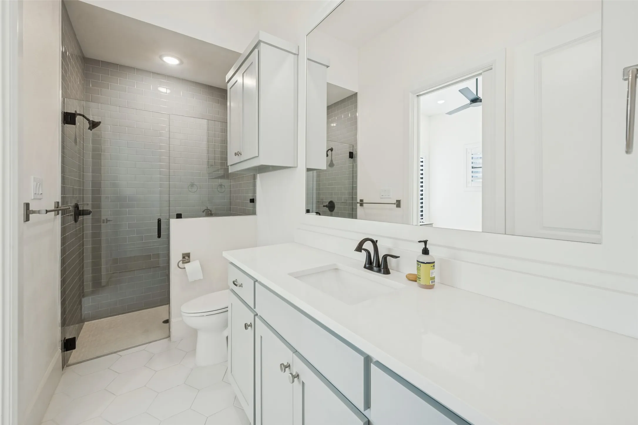 Single Family Residence For Sale in Tarrant County , 9704 Latour Court, Fort Worth, Texas 76126, 5 Bedroom, 5 Bathroom, 3 Garage spaces, 4,005 Sqft, built in 2021, mls#21410410, Real Estate Agent in Fort Worth, Homes For Sale in Tarrant county, Homes For Sale in Fort Worth, Realtor in Fort Worth Texas, Real Estate Brokerage Independent Realty Texas, Luminita Cordes Realtor