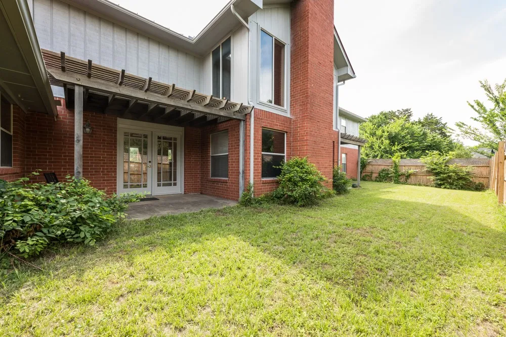 Single Family Residence For Sale in Denton County , 9554 David Fort Road, Argyle, Texas 76226, 4 Bedroom, 3 Bathroom, 2 Garage spaces, 4,000 Sqft, built in 1996, mls#21418326, Real Estate Agent in Argyle, Homes For Sale in Denton county, Homes For Sale in Argyle, Realtor in Argyle Texas, Real Estate Brokerage Independent Realty Texas, Luminita Cordes Realtor