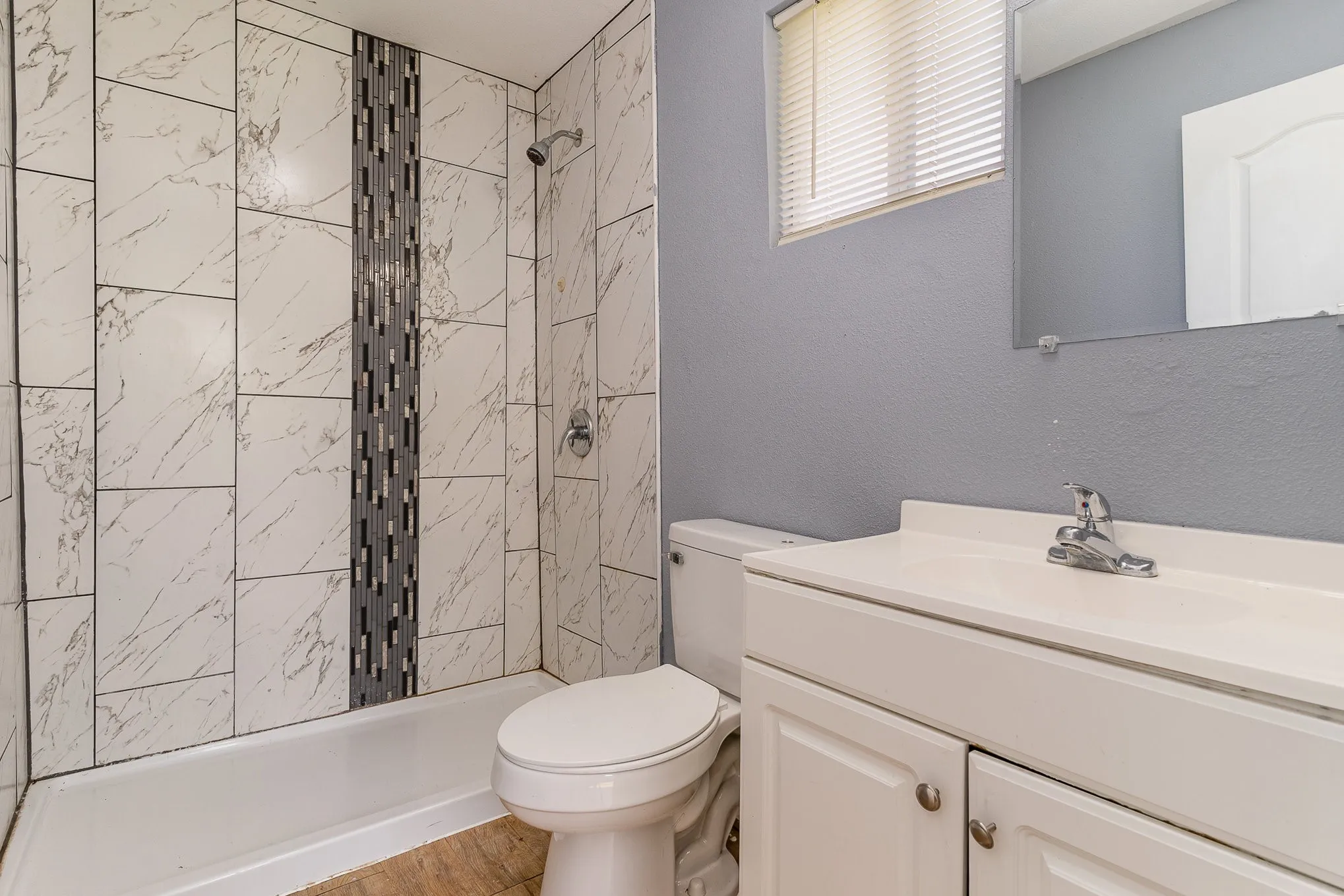 Single Family Residence For Rent in Dallas County , 4621 Owenwood Avenue, Dallas, Texas 75223, 4 Bedroom, 2 Bathroom, Garage spaces, 1,497 Sqft, built in 1940, mls#21418421, Real Estate Agent in Dallas, Homes For Rent in Dallas county, Homes For Rent in Dallas, Realtor in Dallas Texas, Real Estate Brokerage Independent Realty Texas, Luminita Cordes Realtor