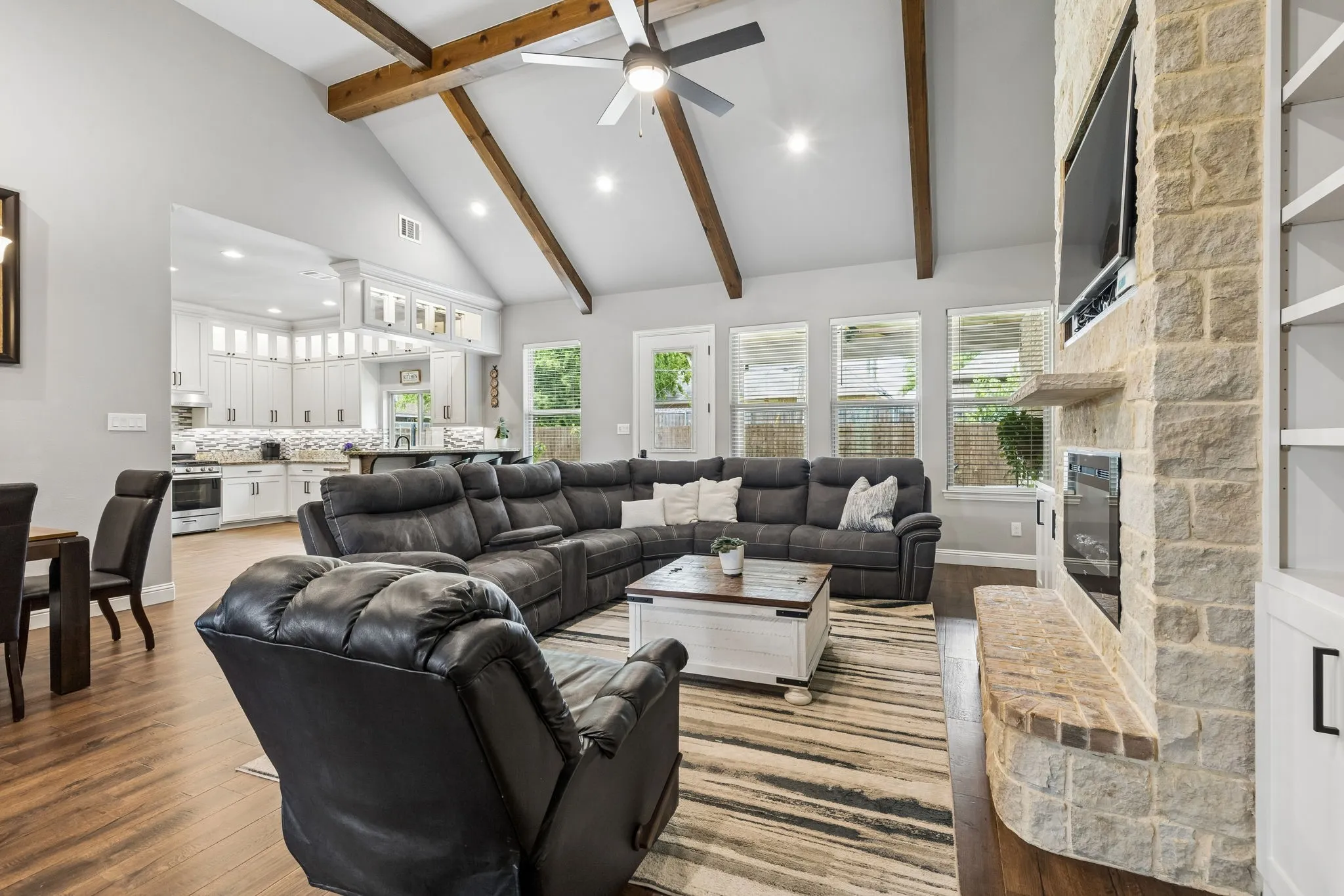 Single Family Residence For Rent in Denton County , 101 Sycamore Lane, Roanoke, Texas 76262, 3 Bedroom, 3 Bathroom, 3 Garage spaces, 2,319 Sqft, built in 2019, mls#21418442, Real Estate Agent in Roanoke, Homes For Rent in Denton county, Homes For Rent in Roanoke, Realtor in Roanoke Texas, Real Estate Brokerage Independent Realty Texas, Luminita Cordes Realtor
